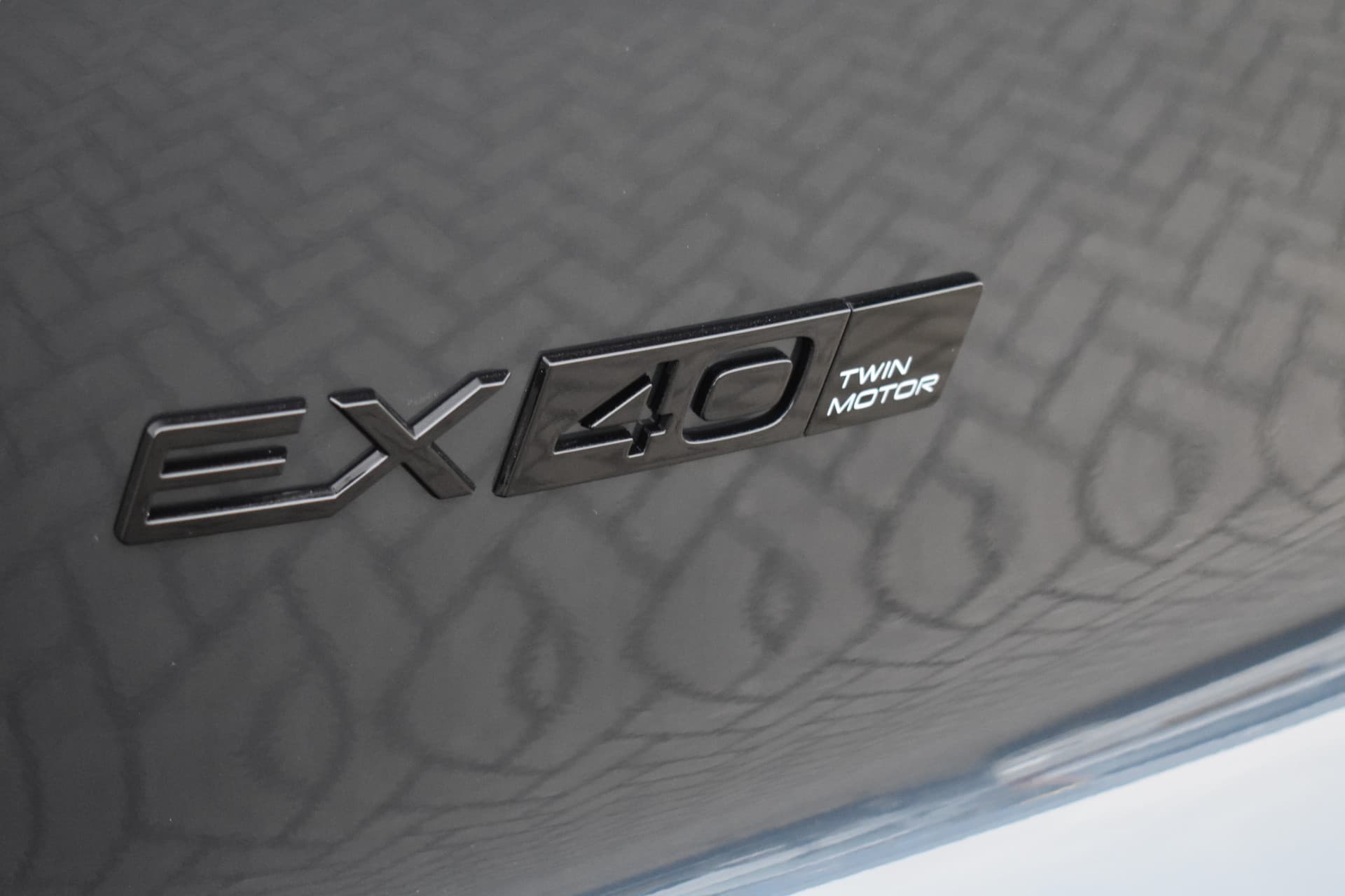 Volvo EX40 Twin Motor 408PK Ultra Black Edition 82 kWh thumbnail 23