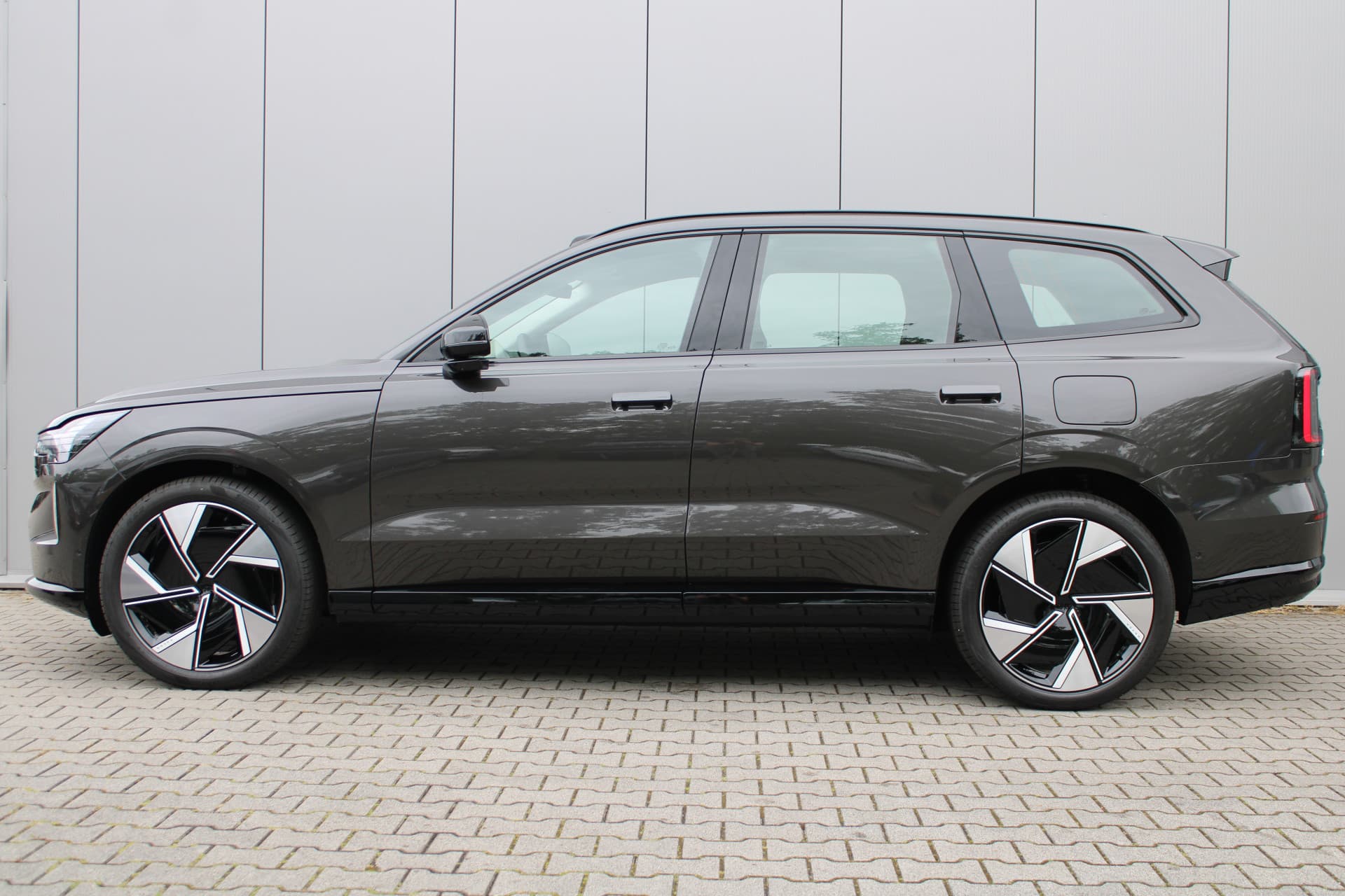 Volvo EX90 Twin Motor Performance Ultra 7p. 111 kWh thumbnail 14