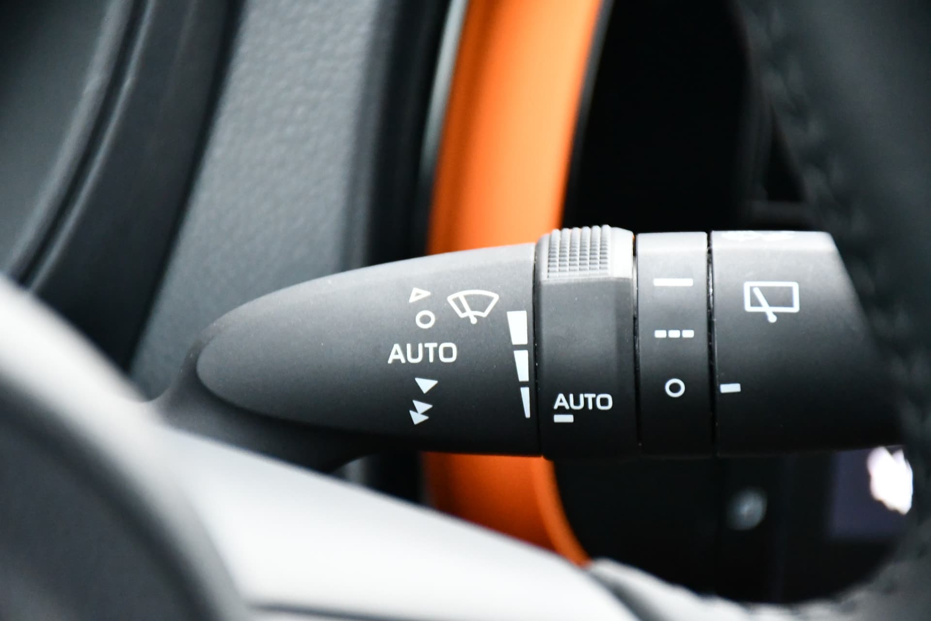 Toyota Aygo X 1.0 VVT-i MT Limited 72pk thumbnail 27