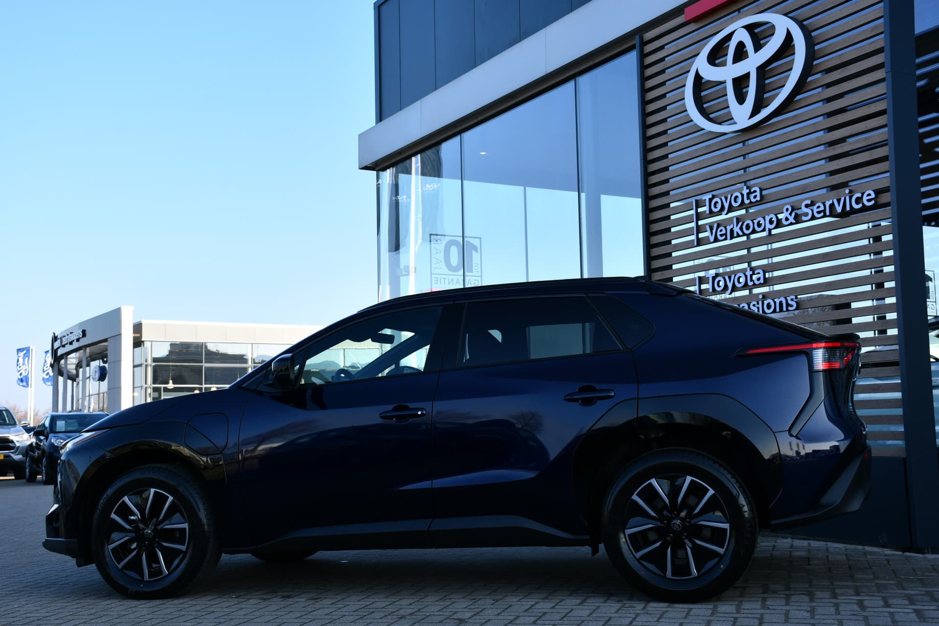 Toyota BZ4X Active Limited Edition 58 kWh thumbnail 5