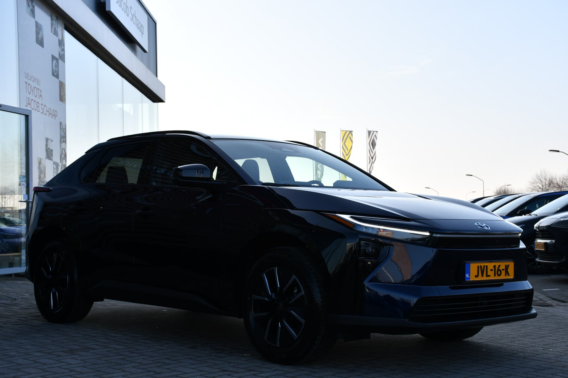 Toyota BZ4X Active Limited Edition 58 kWh thumbnail 9