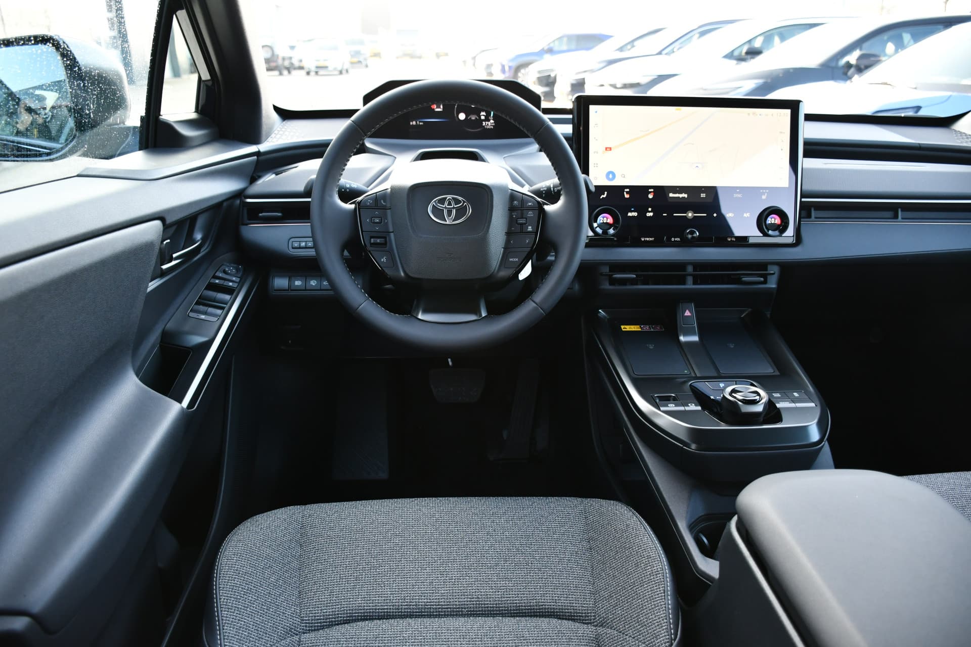 Toyota BZ4X Active Limited Edition 58 kWh thumbnail 2