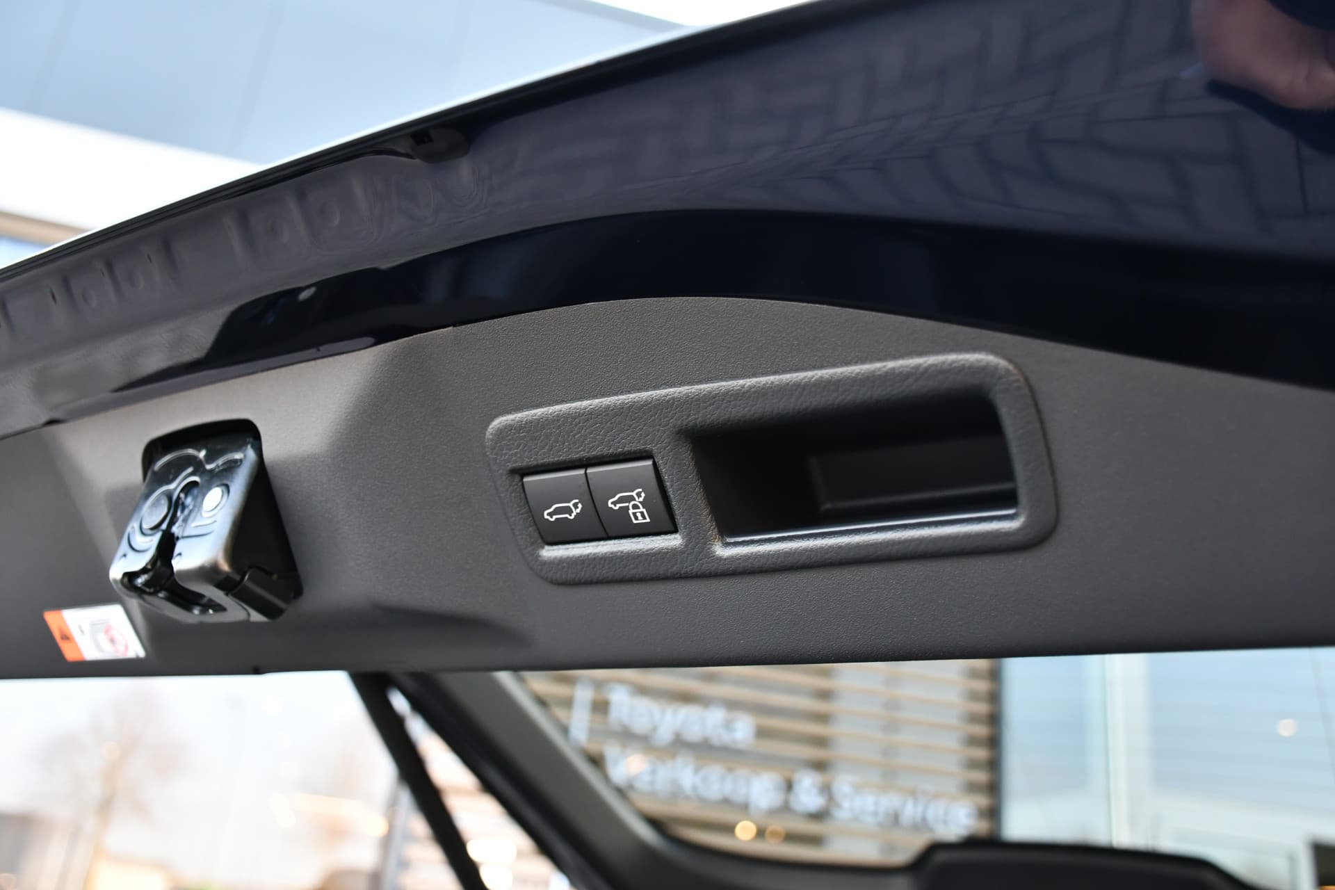 Toyota BZ4X Active Limited Edition 58 kWh thumbnail 24