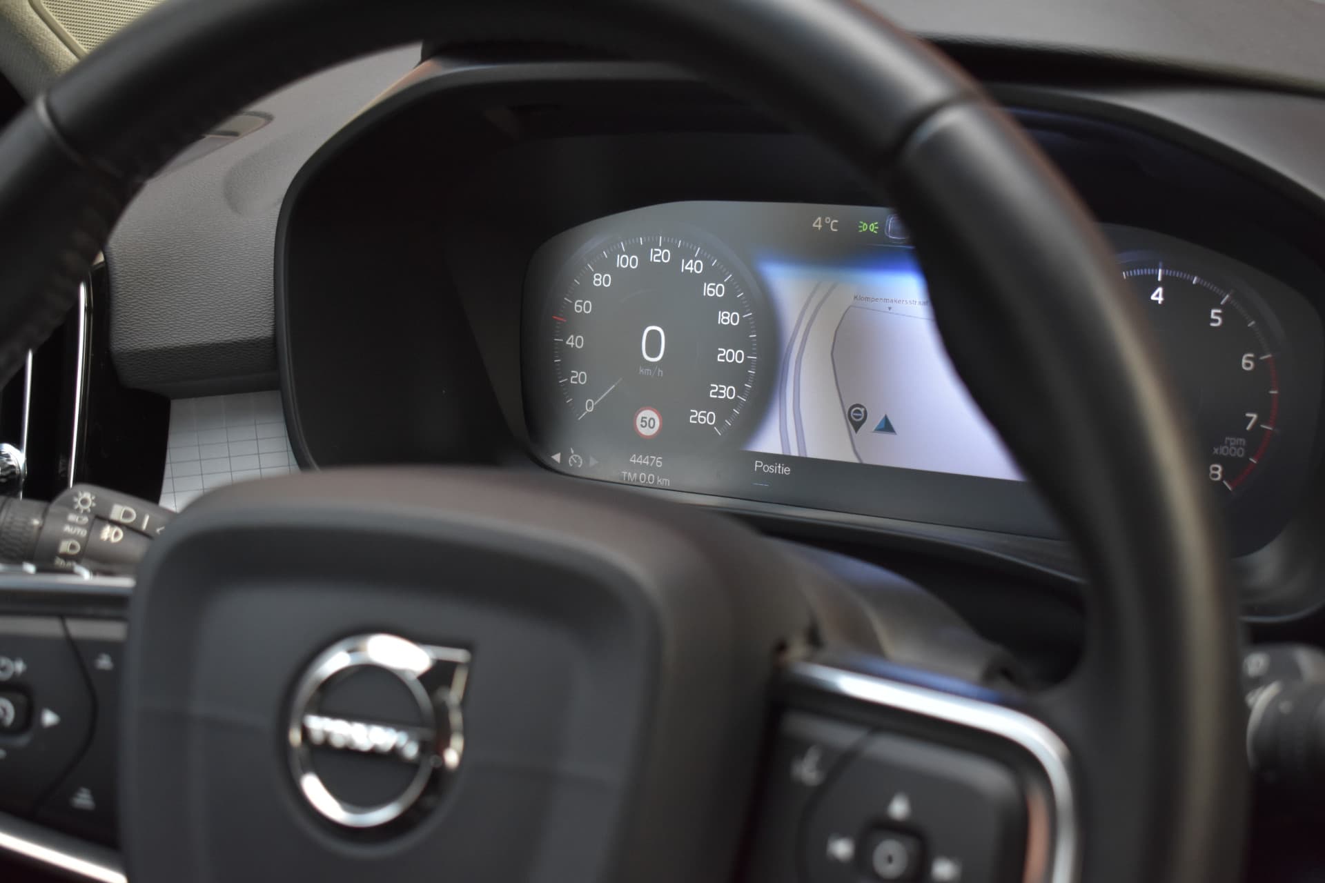 Volvo XC40 T3 163PK Momentum Pro thumbnail 8