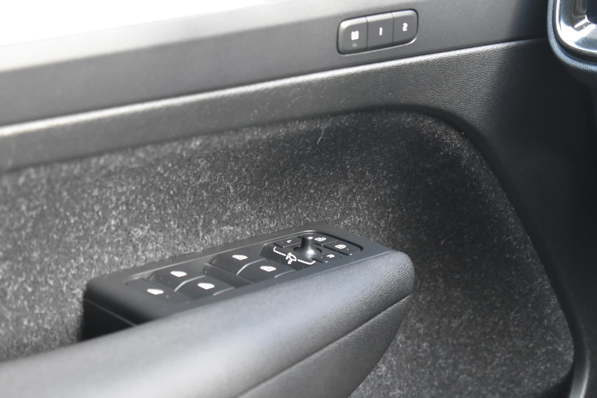 Volvo XC40 T3 163PK Momentum Pro thumbnail 9