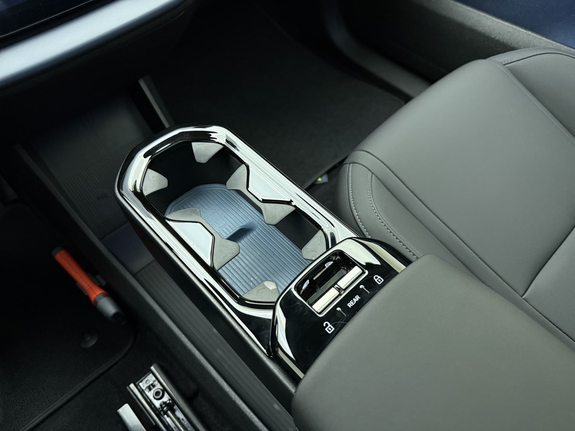 Volvo EX30 Extended Range Ultra / 20'' / Getint Glas / Elektr. Stoelen / 360 Camera / Panoramadak / Adapt. Cruise / BLIS / 22kw Boordlader / thumbnail 41