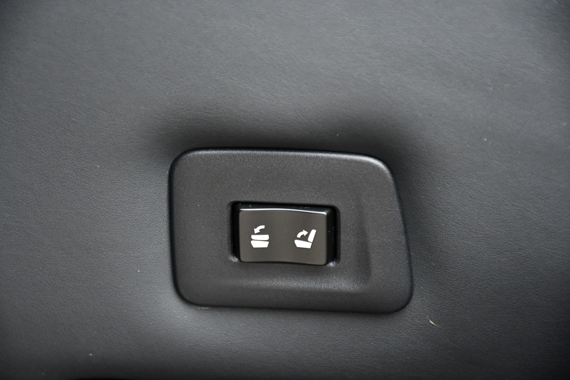 Lexus RX 450h 4WD F Sport Line Automaat 313pk thumbnail 39