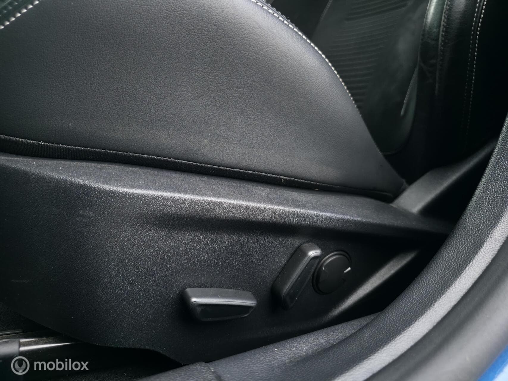 Ford Focus thumbnail 10