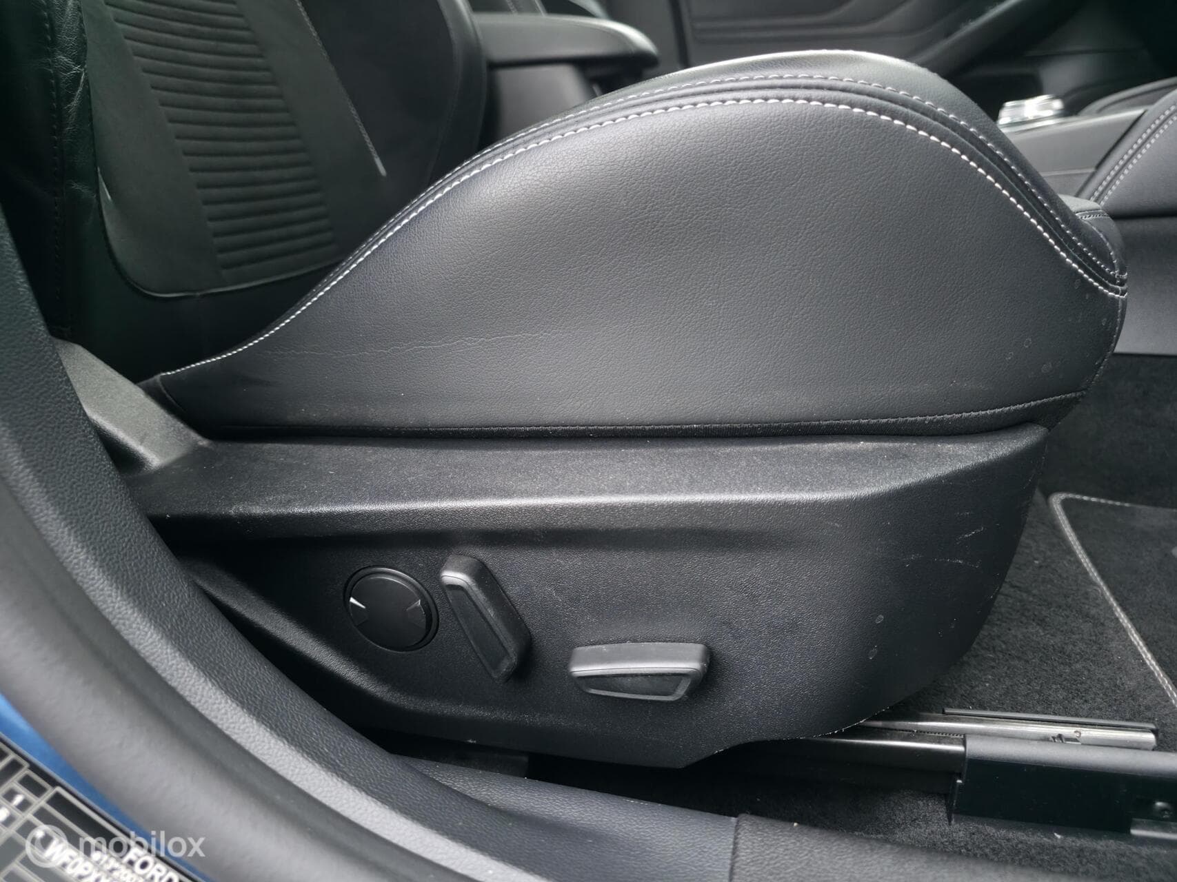 Ford Focus thumbnail 13