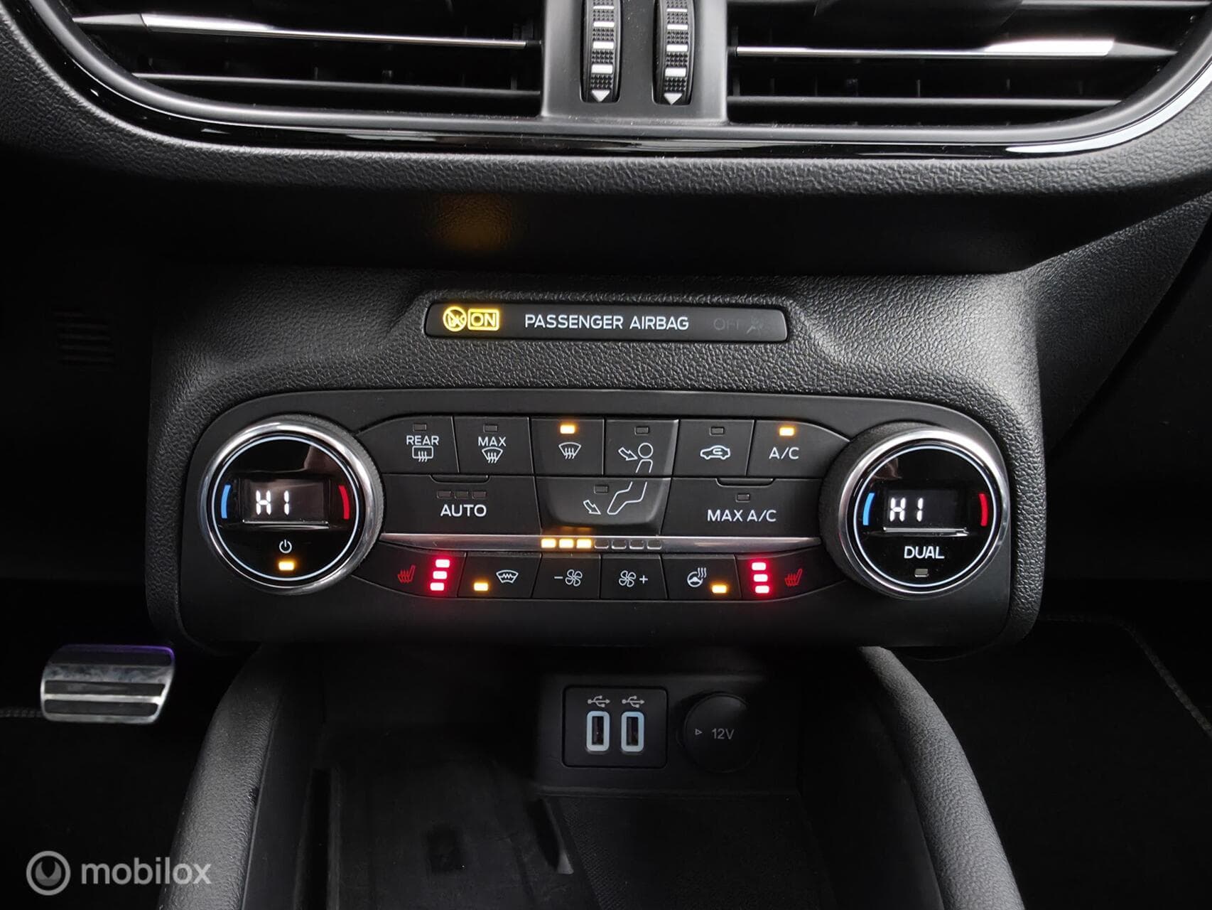 Ford Focus thumbnail 28