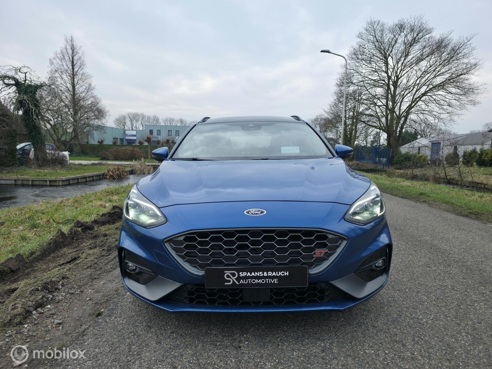 Ford Focus thumbnail 40