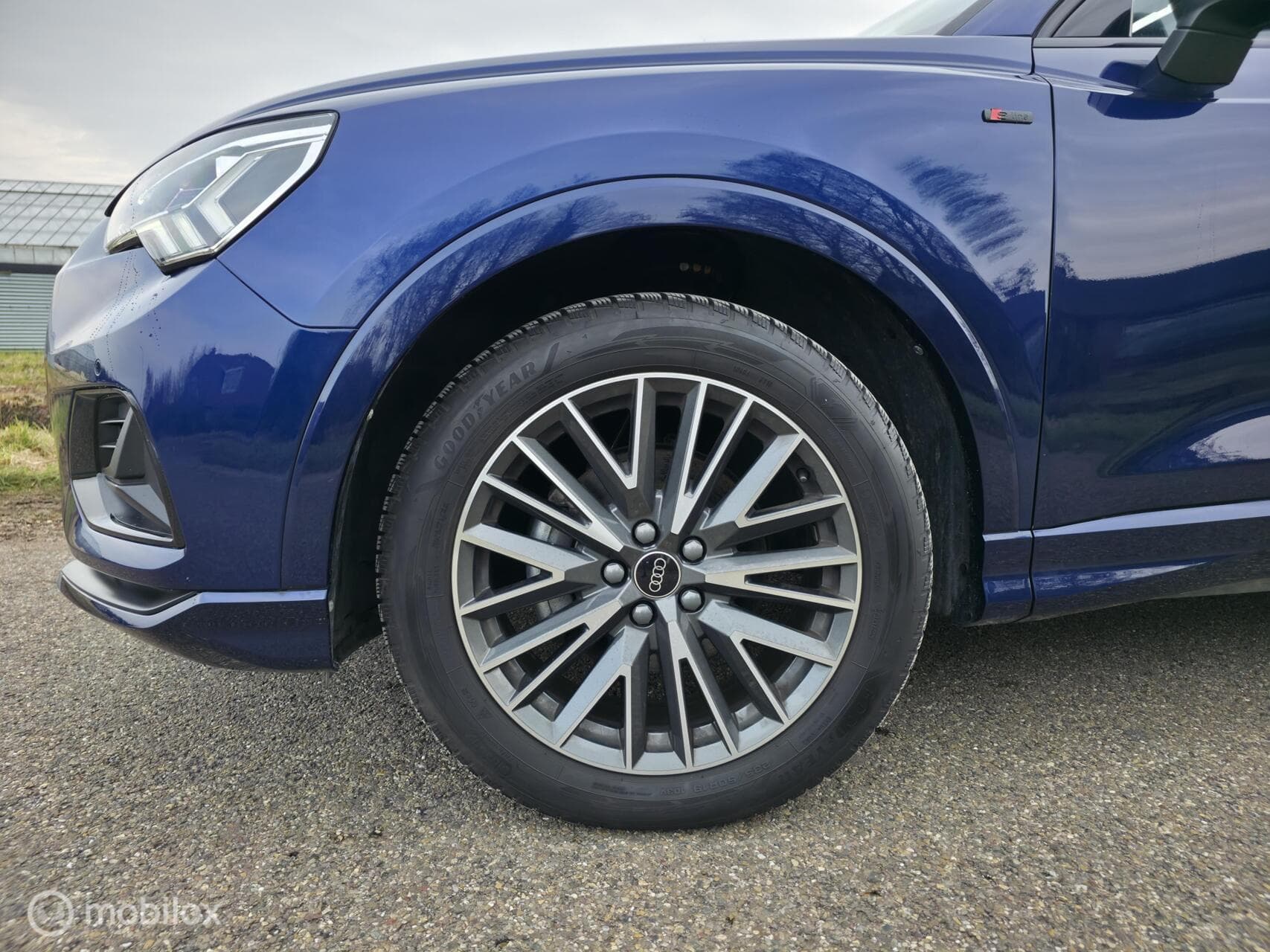 Audi Q3 thumbnail 33