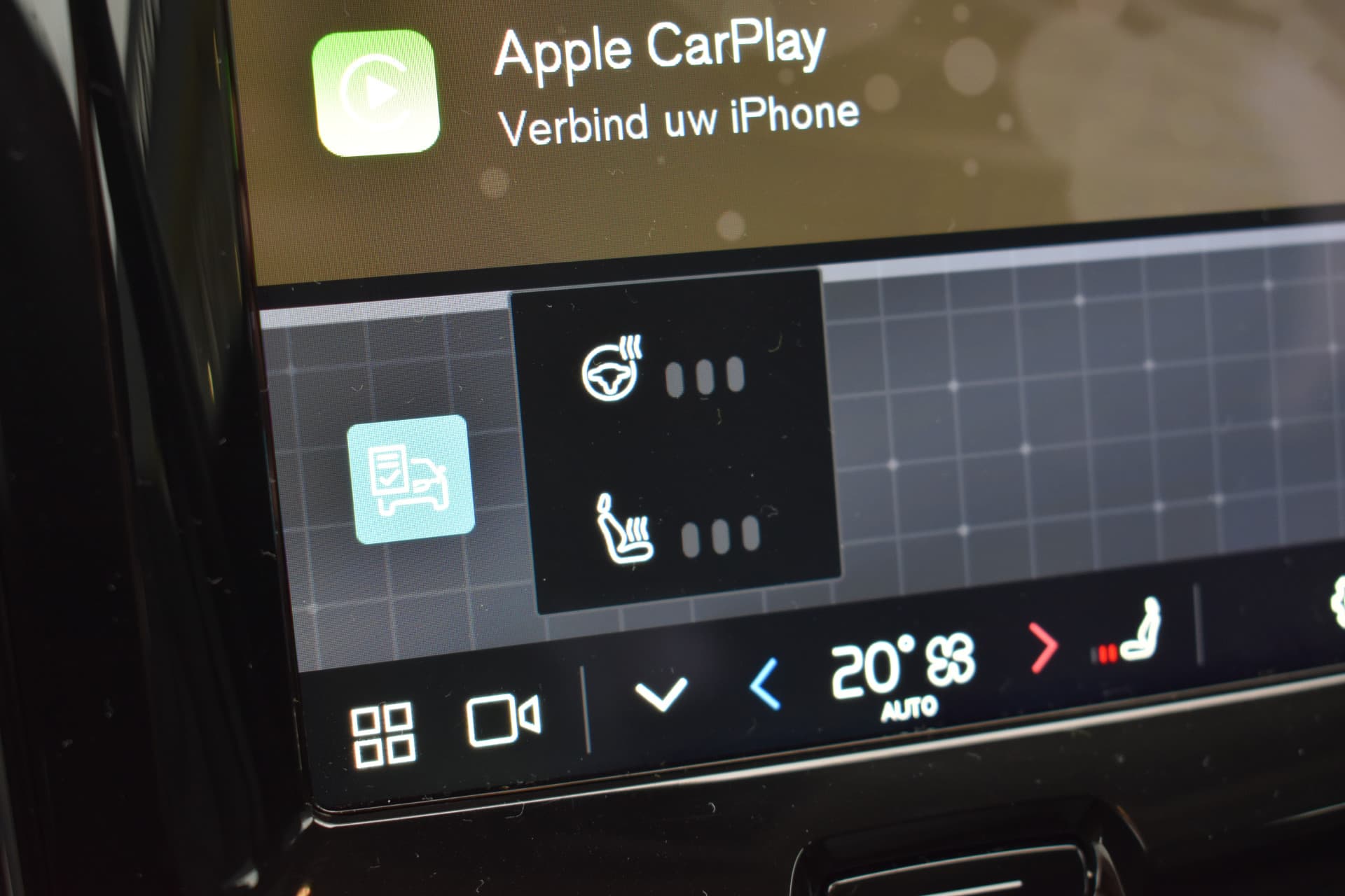 Volvo XC60 T6 350PK Plug-in hybrid AWD Plus Dark thumbnail 43