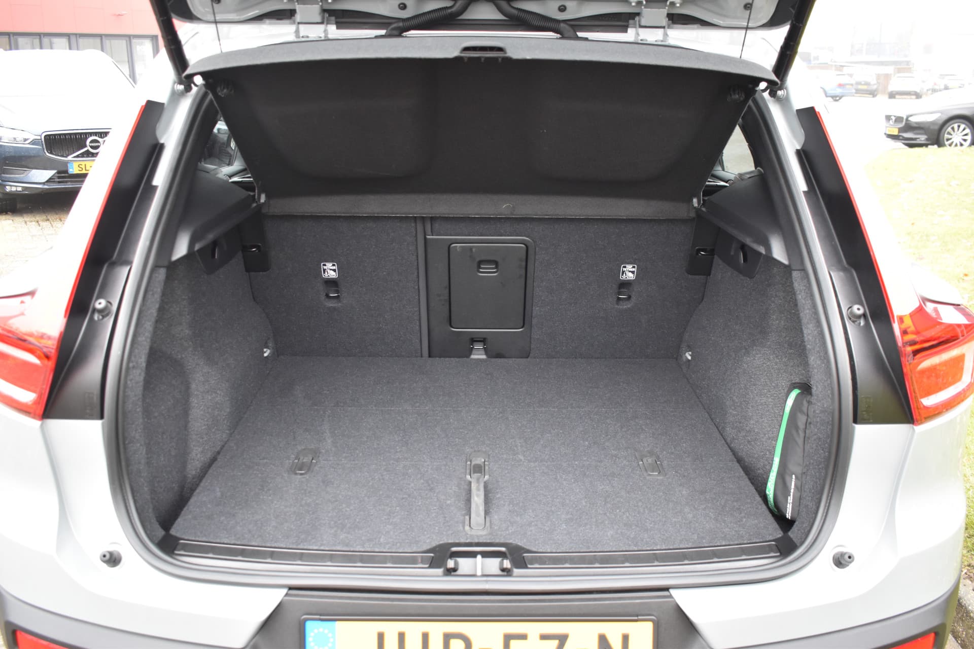 Volvo EX40 Extended Range 252PK Plus 82 kWh thumbnail 15