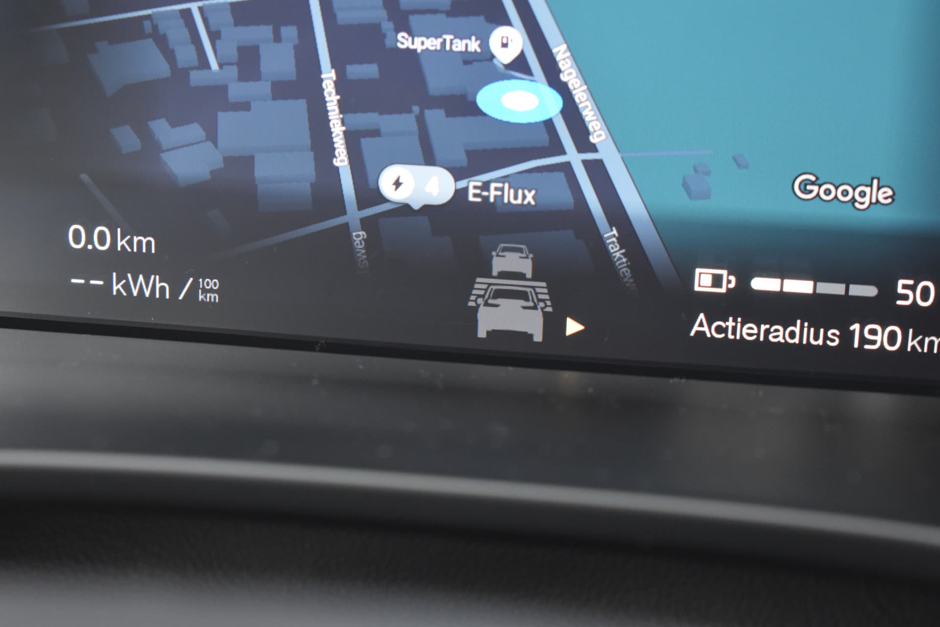 Volvo EX40 Extended Range 252PK Plus 82 kWh thumbnail 37