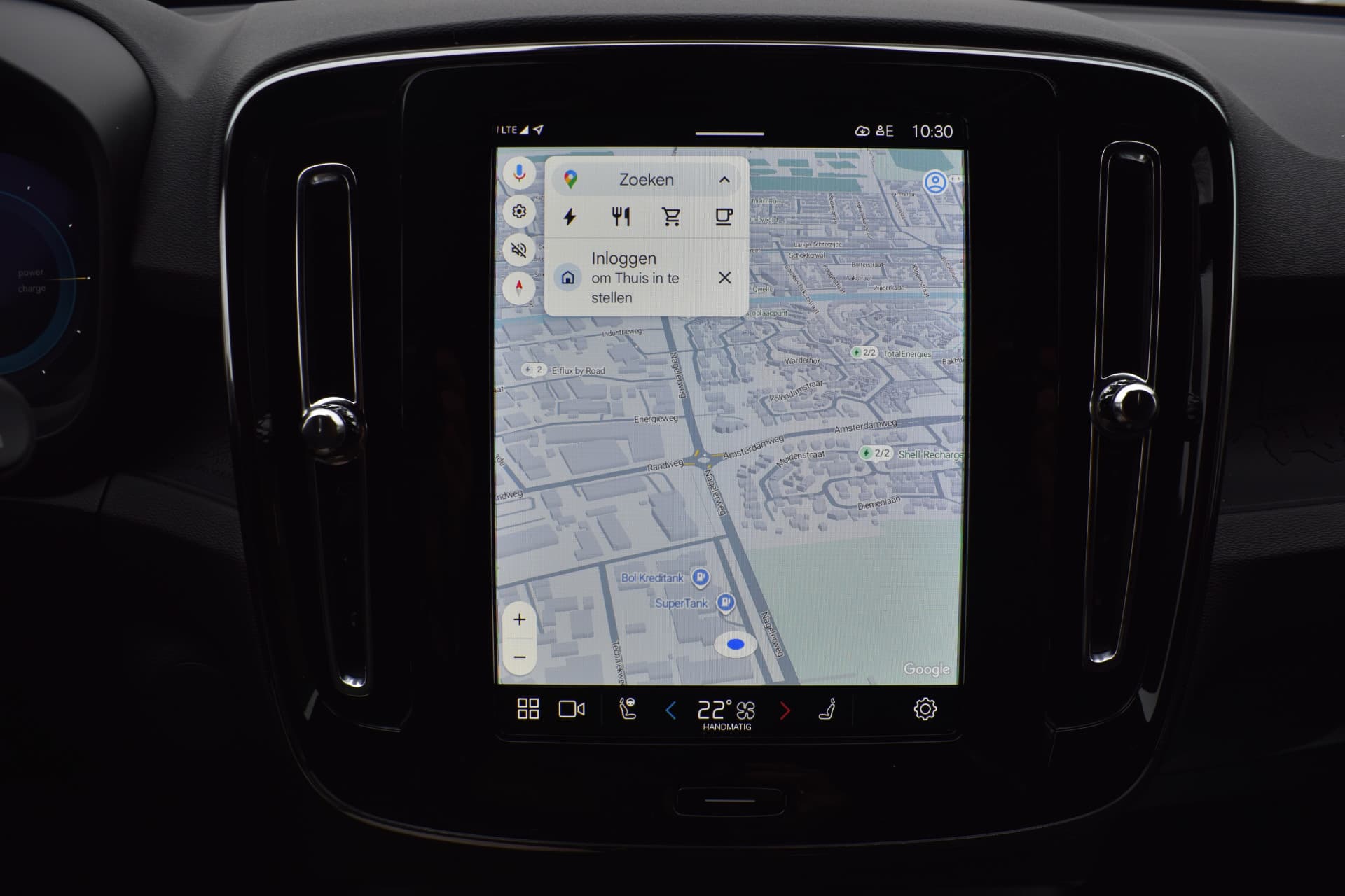 Volvo EX40 Extended Range 252PK Plus 82 kWh thumbnail 40