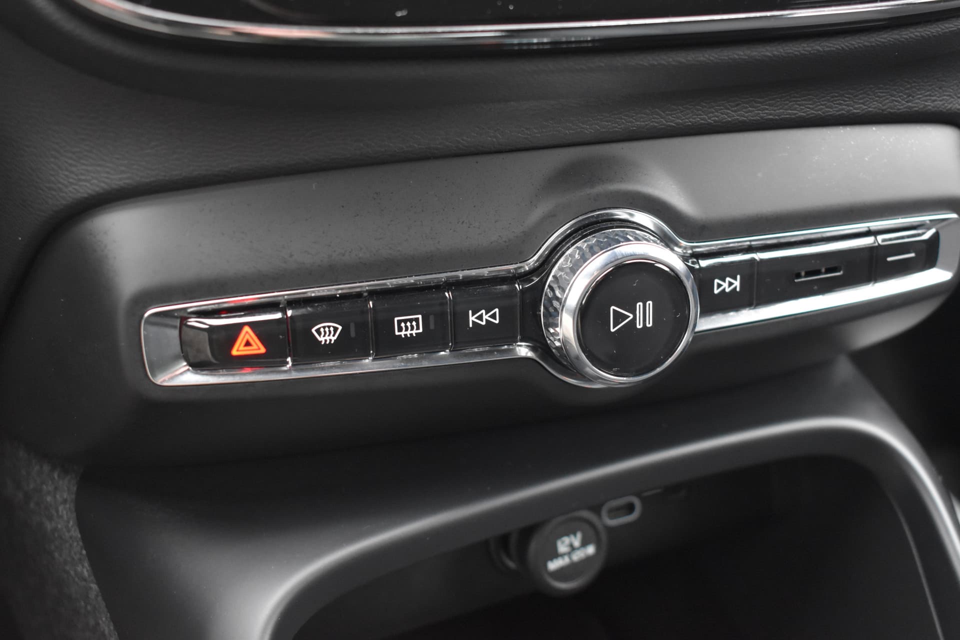 Volvo EX40 Extended Range 252PK Plus 82 kWh thumbnail 42