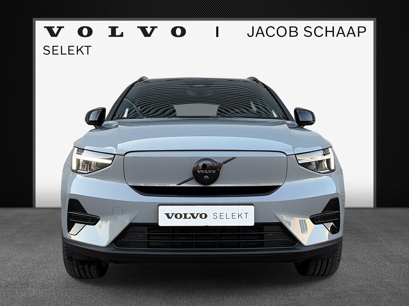 Volvo EX40 Extended Range Ultra Black Ed. / panoramadak / Rondomzichtcamera / Harman/Kardon / Stuur- en stoelverwarming / thumbnail 3