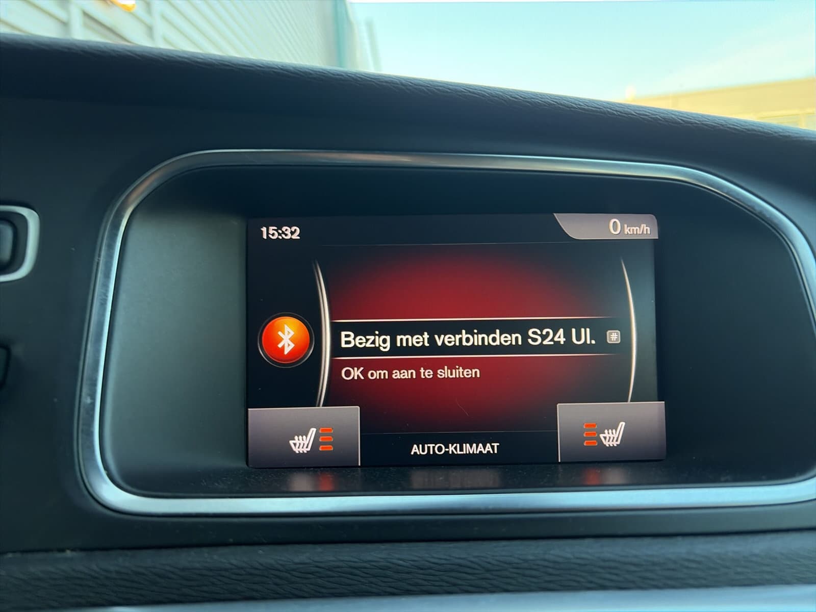 Volvo V40 2.0 D2 Nordic+ / LED koplampen / Trekhaak / Achteruitrijcamera / Stoelverwarming / thumbnail 28