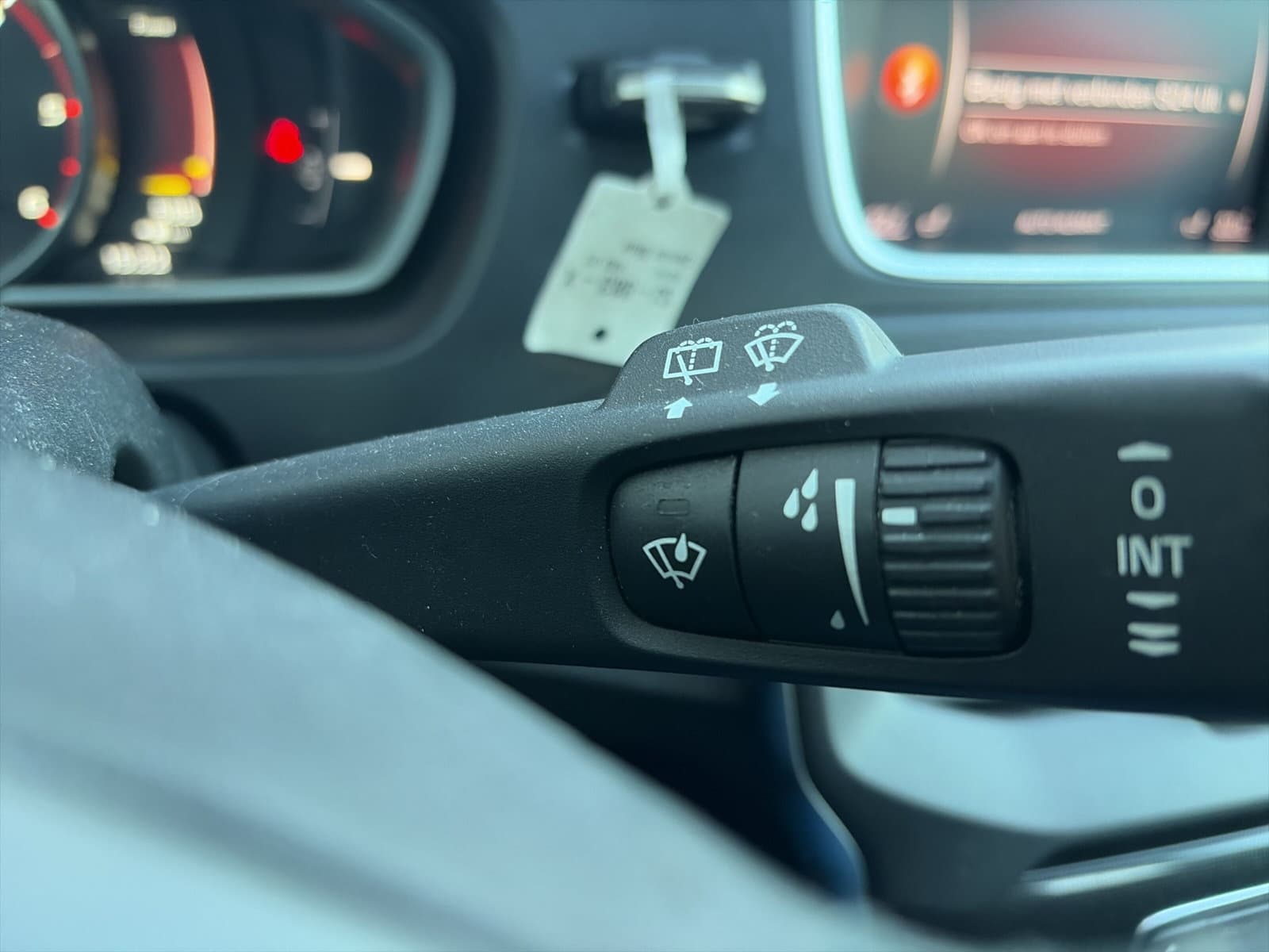 Volvo V40 2.0 D2 Nordic+ / LED koplampen / Trekhaak / Achteruitrijcamera / Stoelverwarming / thumbnail 29