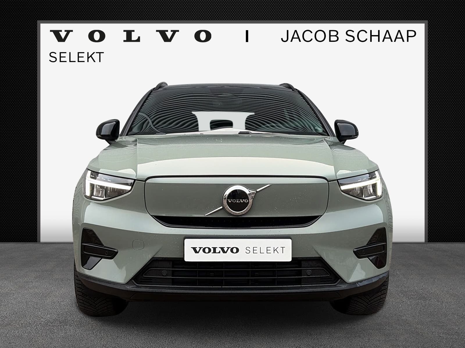 Volvo XC40 Single Motor Plus 69 kWh / Stoel- en stuurverwarming / Achteruitrijcamera / Elektrische achterklep / thumbnail 3