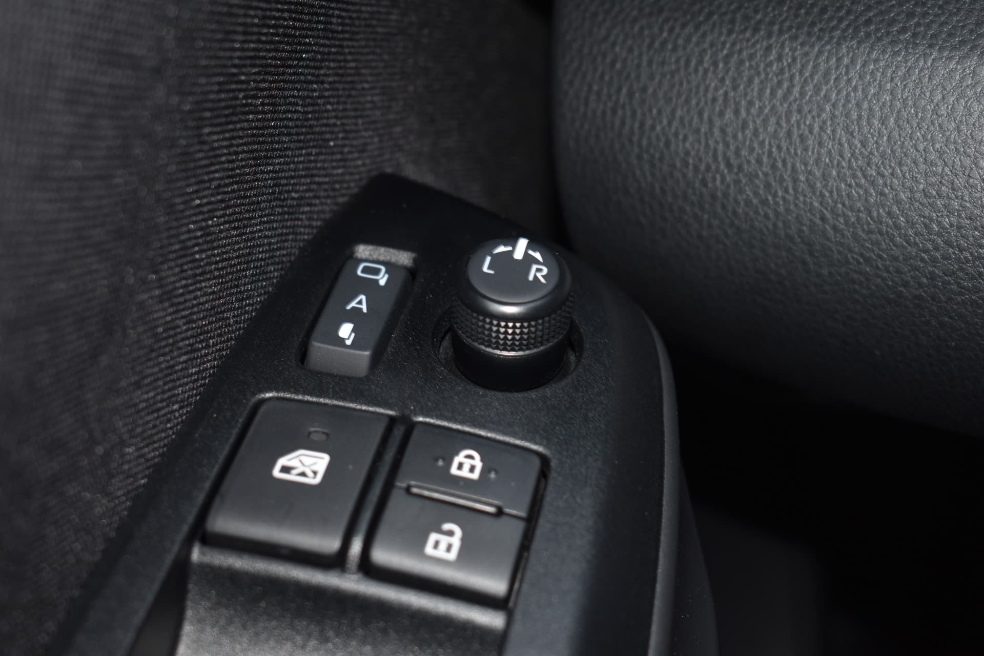 Toyota Yaris Cross 1.5 Hybrid 130 GR Sport Limited Automaat 130pk thumbnail 16