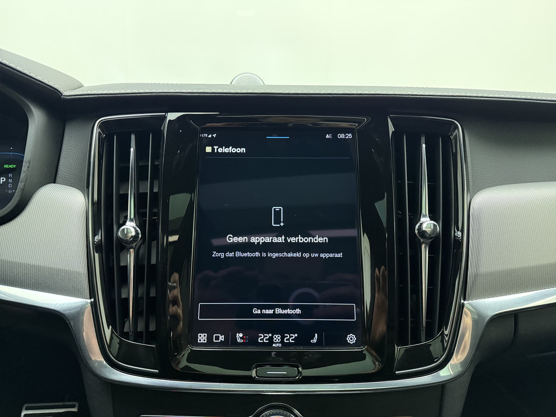 Volvo V90 T8 455pk AWD R-Design / Luchtvering / Bowers&Wilkins Audio / Gelaagd glas / 360 Camera / 20'' / Head-Up / Trekhaak / Black Pack / Full-LED / Lederen Dashboard / thumbnail 13