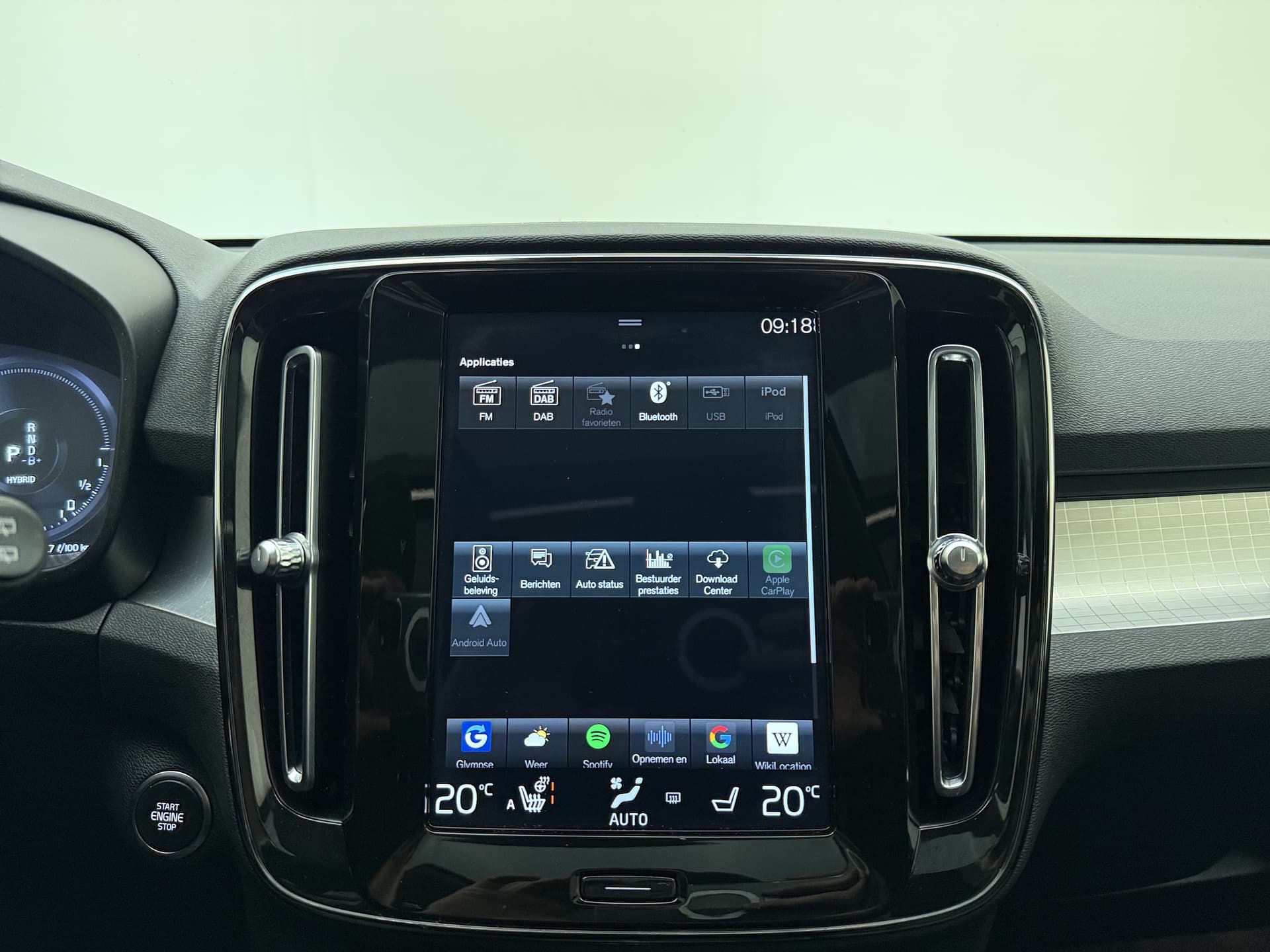 Volvo XC40 T5 262pk Business Pro / Panorama dak / Harman en Kardon audio / Stoel/- en stuurverwarming / Trekhaak / thumbnail 29