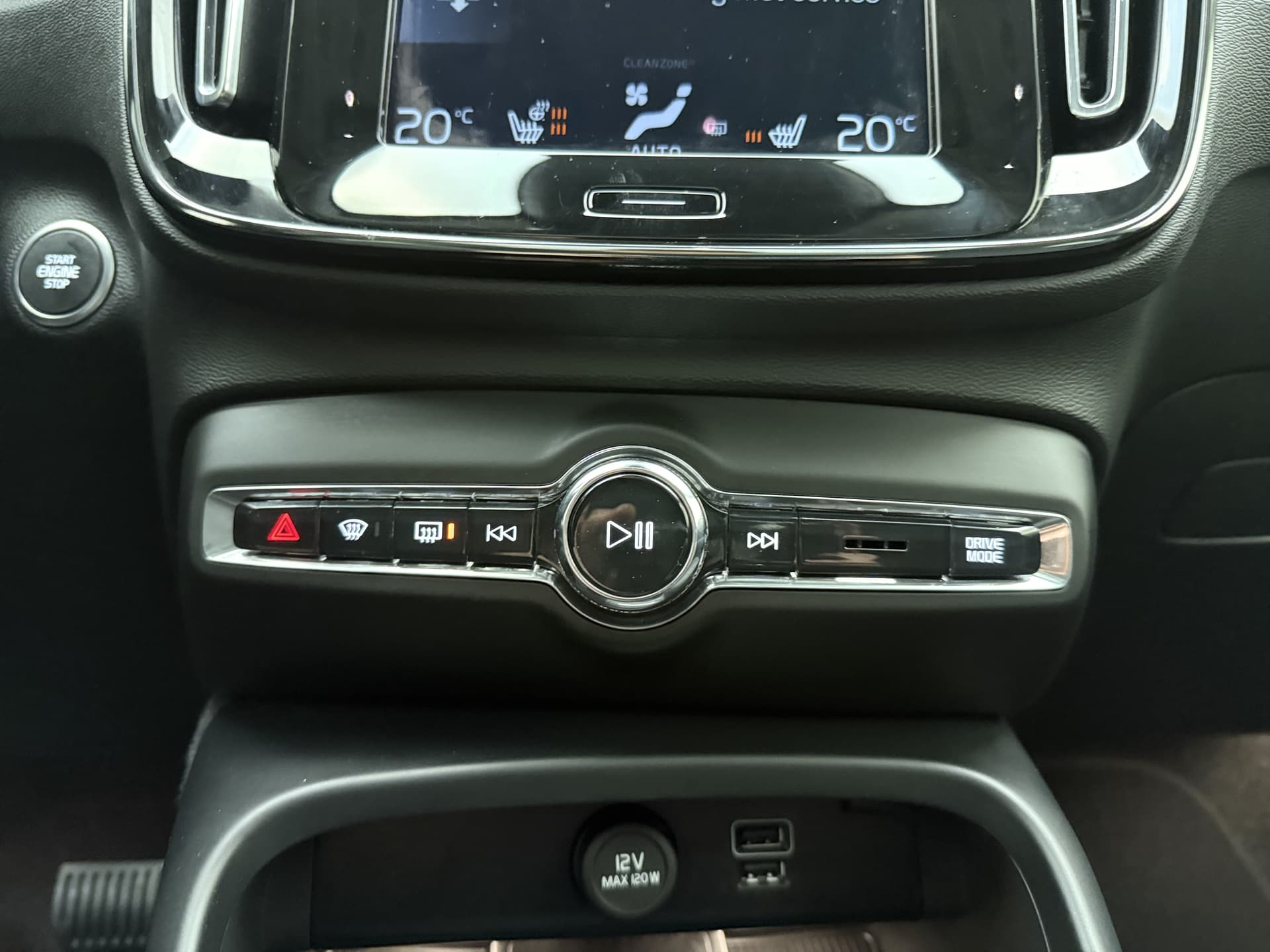Volvo XC40 T5 262pk Business Pro / Panorama dak / Harman en Kardon audio / Stoel/- en stuurverwarming / Trekhaak / thumbnail 34