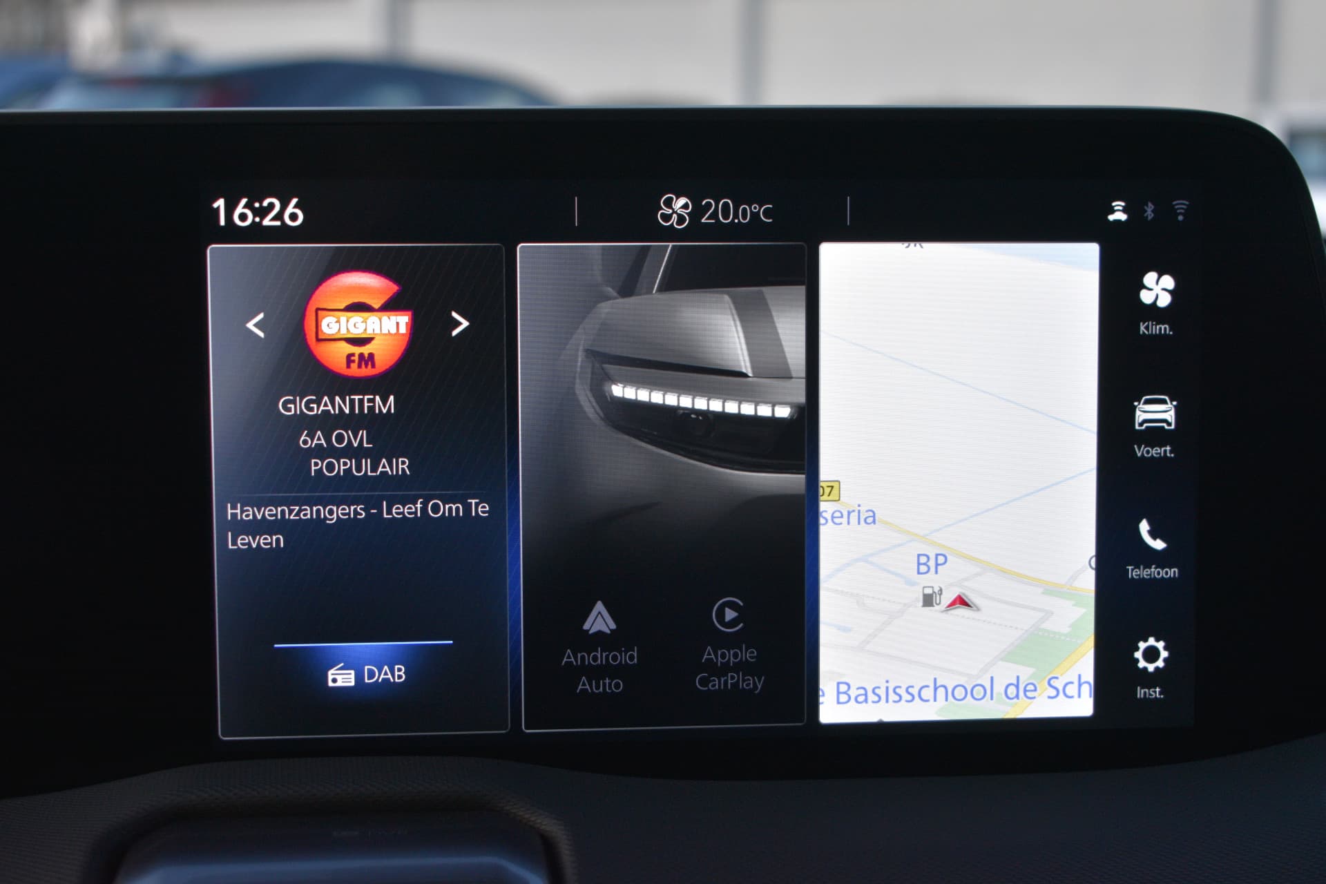 Toyota Urban Cruiser Executive 61 kWh Automaat 174pk thumbnail 16