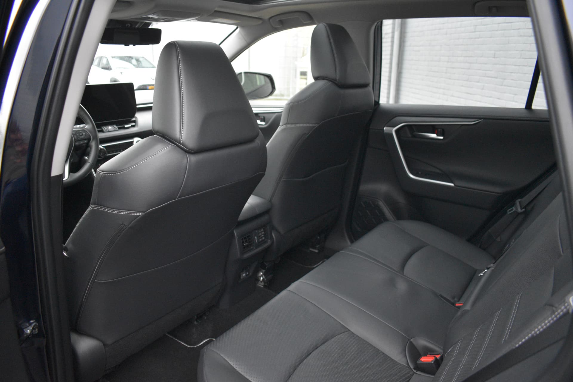 Toyota RAV4 2.5 Hybrid AWD Executive Limited Automaat 222pk thumbnail 9