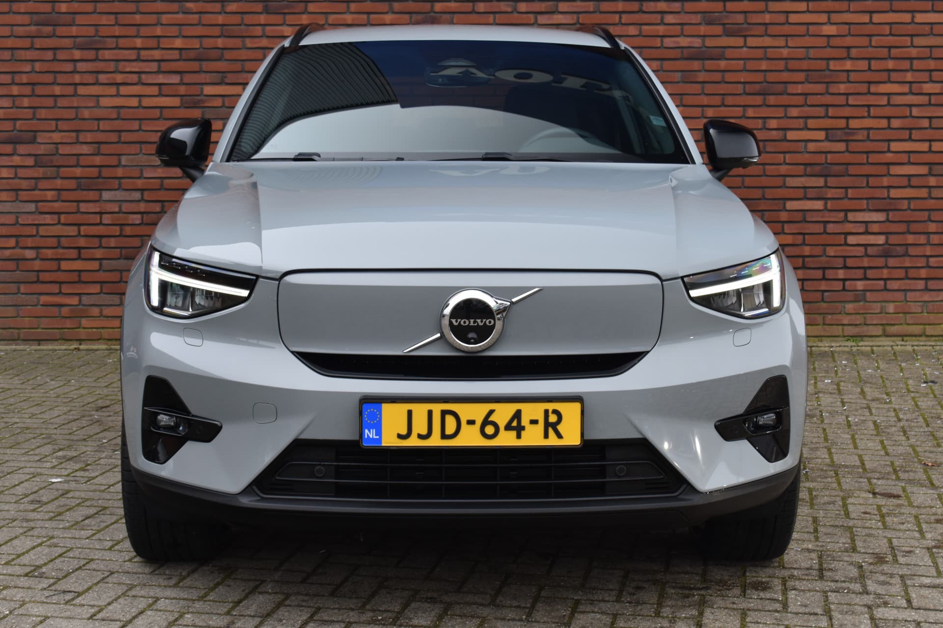 Volvo EX40 Extended Range 252PK Plus 82 kWh thumbnail 10