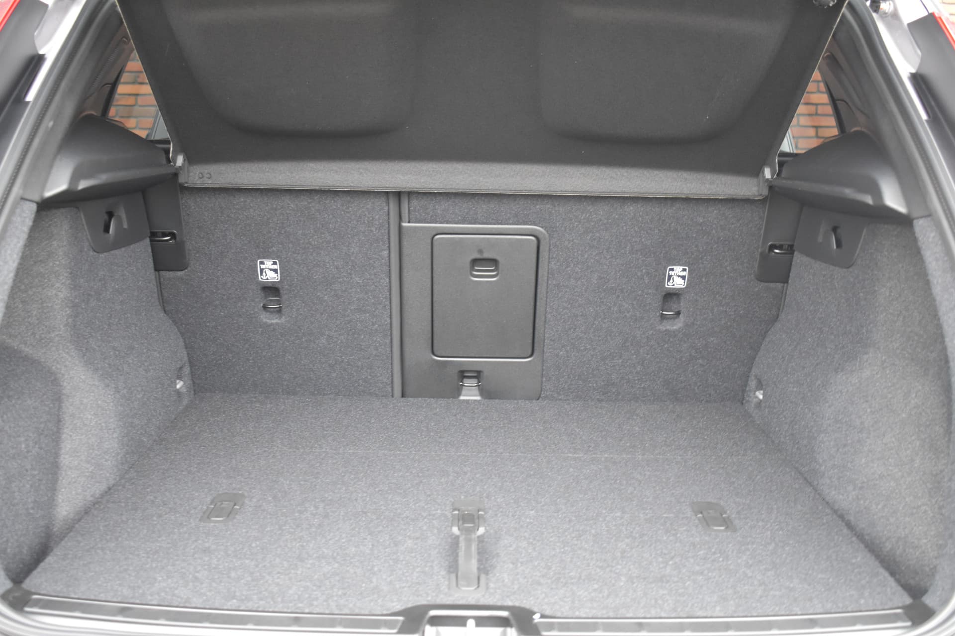 Volvo EX40 Extended Range 252PK Plus 82 kWh thumbnail 23