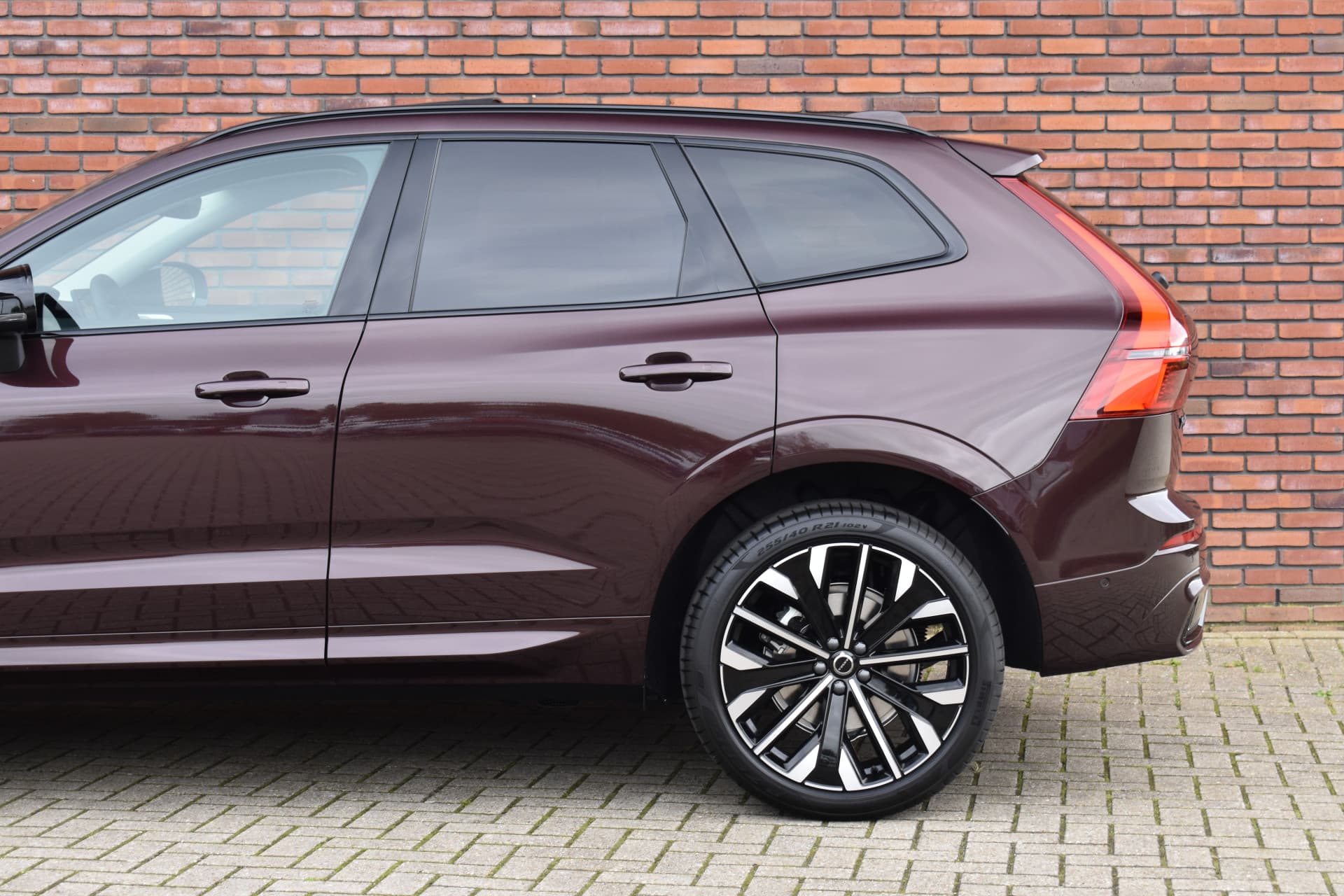 Volvo XC60 T6 350PK Plug-in hybrid AWD Ultra Dark Executive Edition | thumbnail 14