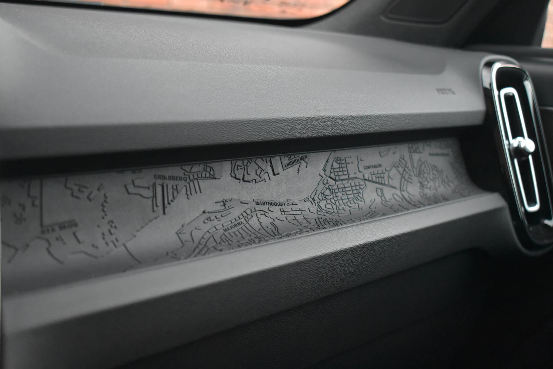 Volvo EX40 Extended Range 252PK Plus Black Edition 82 kWh thumbnail 21