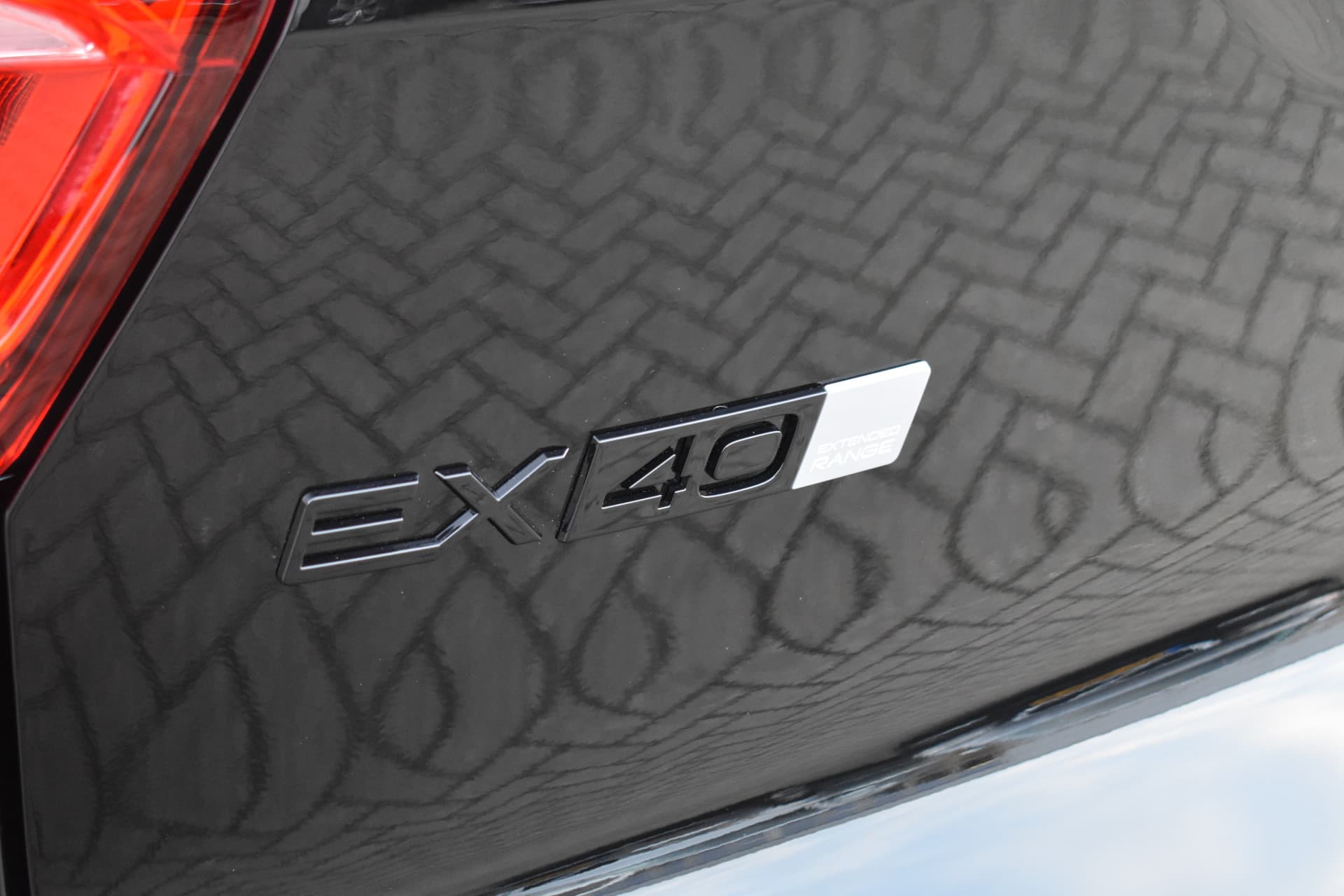Volvo EX40 Extended Range 252PK Plus Black Edition 82 kWh thumbnail 24