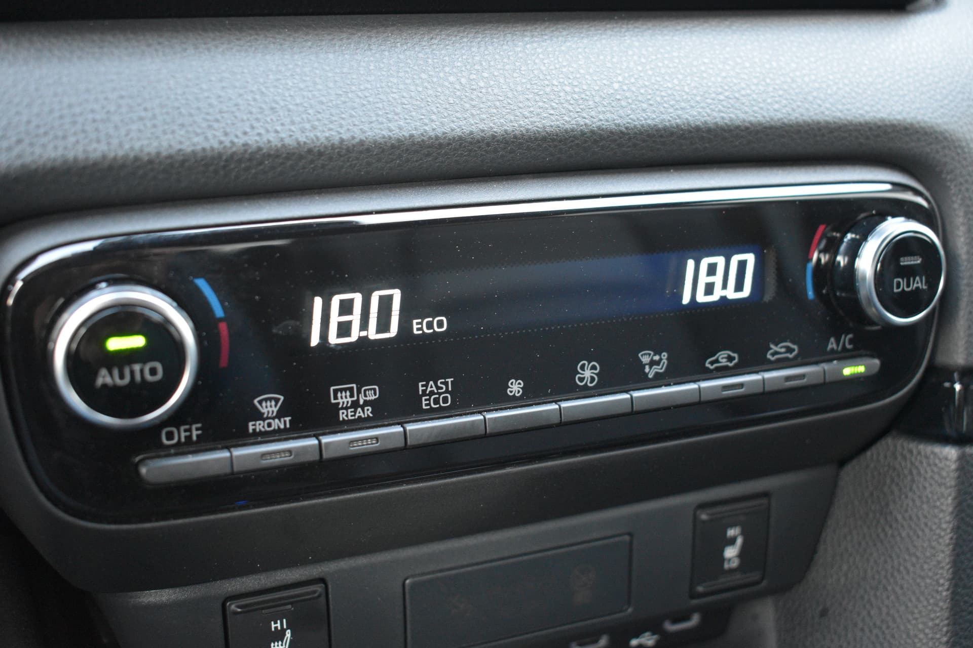 Toyota Yaris 1.5 Hybrid 130 Executive Automaat 130pk thumbnail 19