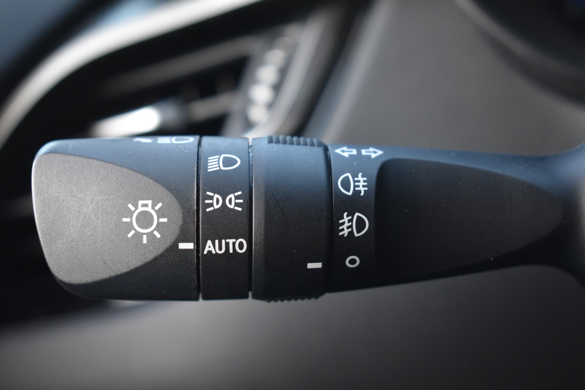 Toyota C-HR 5-deurs 1.8 Hybrid Dynamic Automaat 122pk thumbnail 14