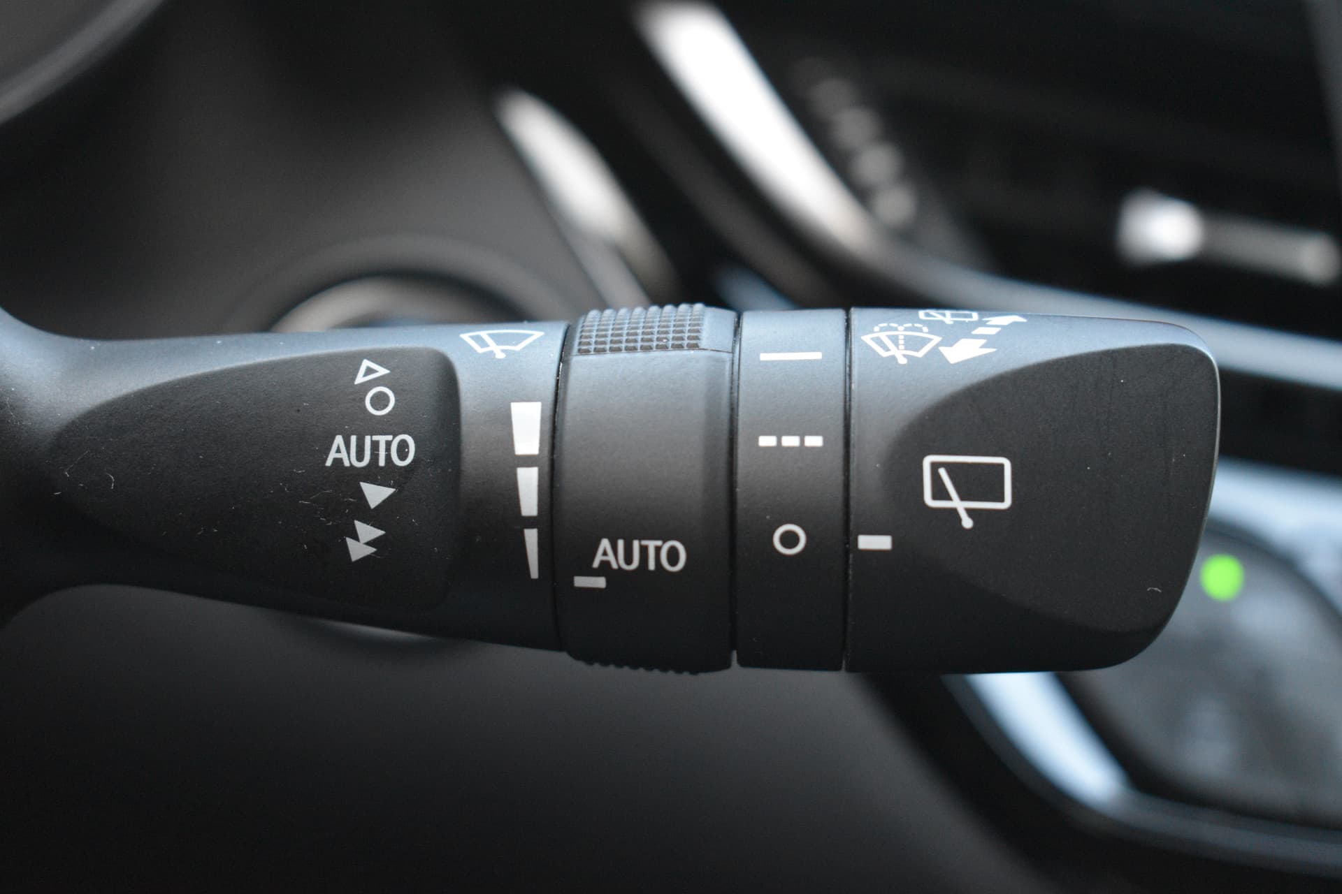 Toyota C-HR 5-deurs 1.8 Hybrid Dynamic Automaat 122pk thumbnail 16