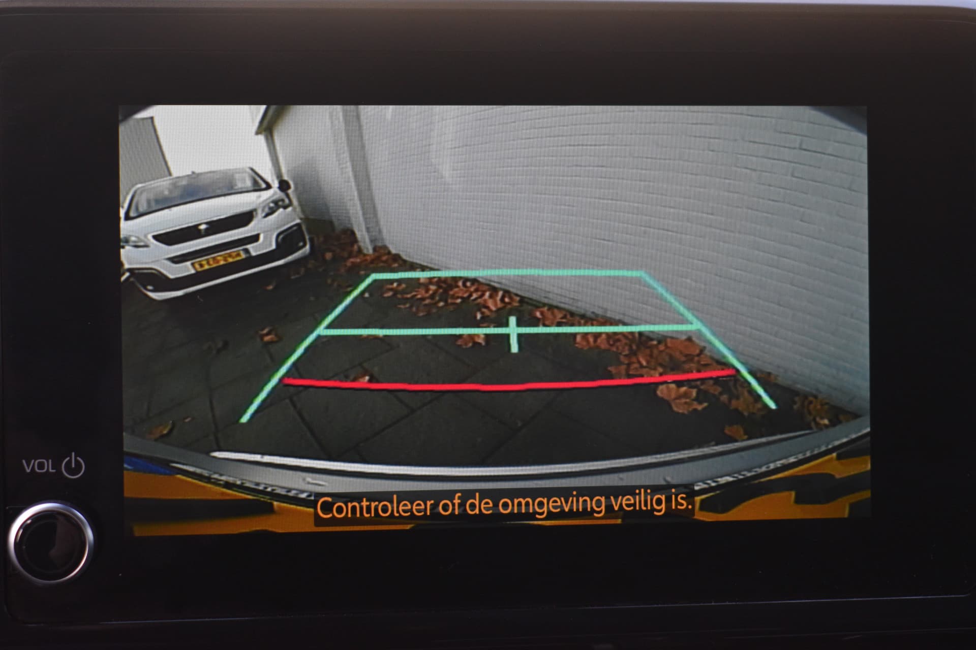 Toyota C-HR 5-deurs 1.8 Hybrid Dynamic Automaat 122pk thumbnail 21