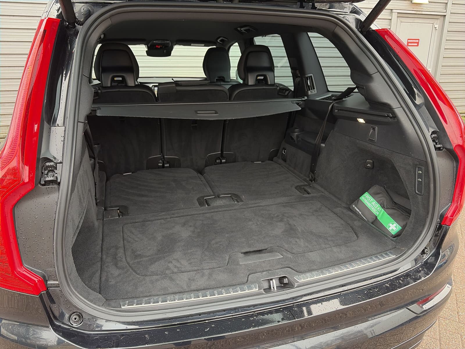 Volvo XC90 2.0 T8 Recharge AWD R-Design / Long Range / 22'' velgen / Luchtvering / Rondomzichtcamera / thumbnail 7