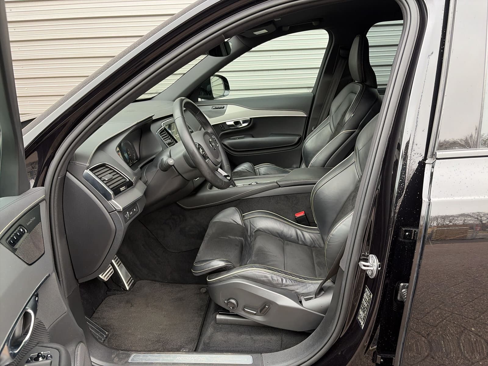 Volvo XC90 2.0 T8 Recharge AWD R-Design / Long Range / 22'' velgen / Luchtvering / Rondomzichtcamera / thumbnail 8