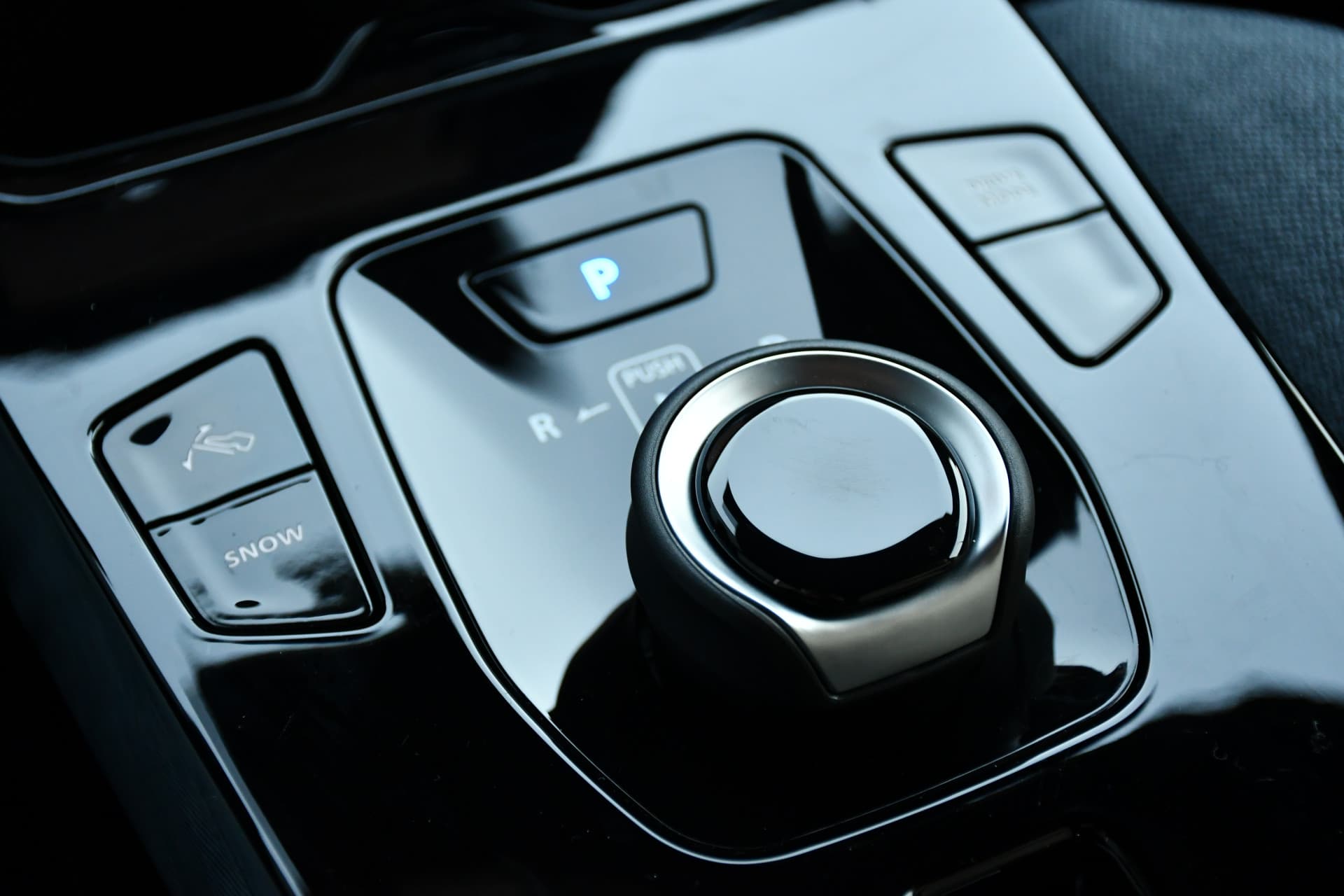 Toyota Urban Cruiser Dynamic 61 kWh Automaat 175pk thumbnail 8