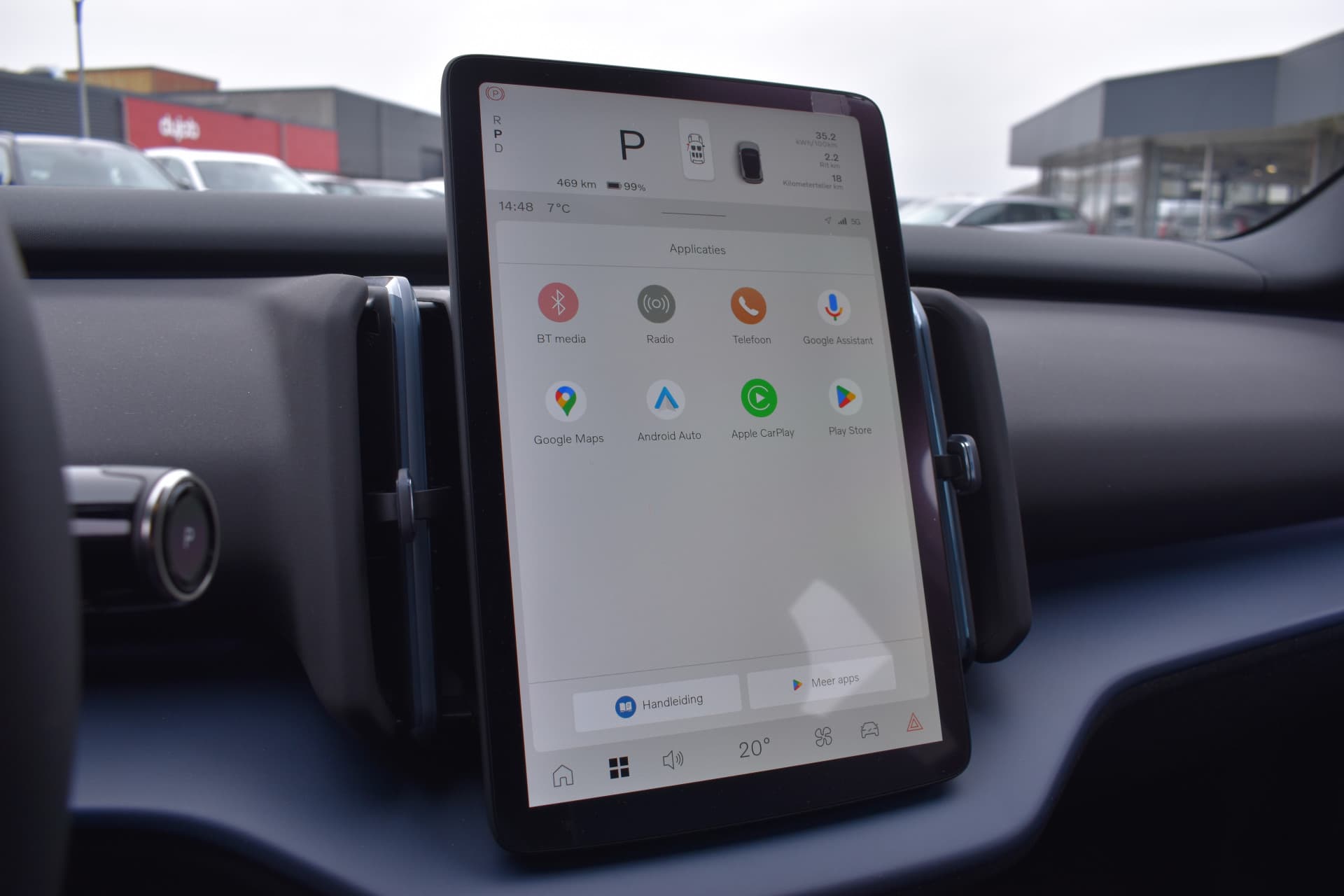 Volvo EX30 Extended Range Plus 69 kWh thumbnail 21