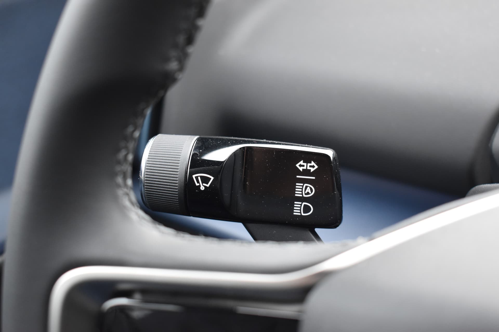 Volvo EX30 Extended Range Plus 69 kWh thumbnail 22