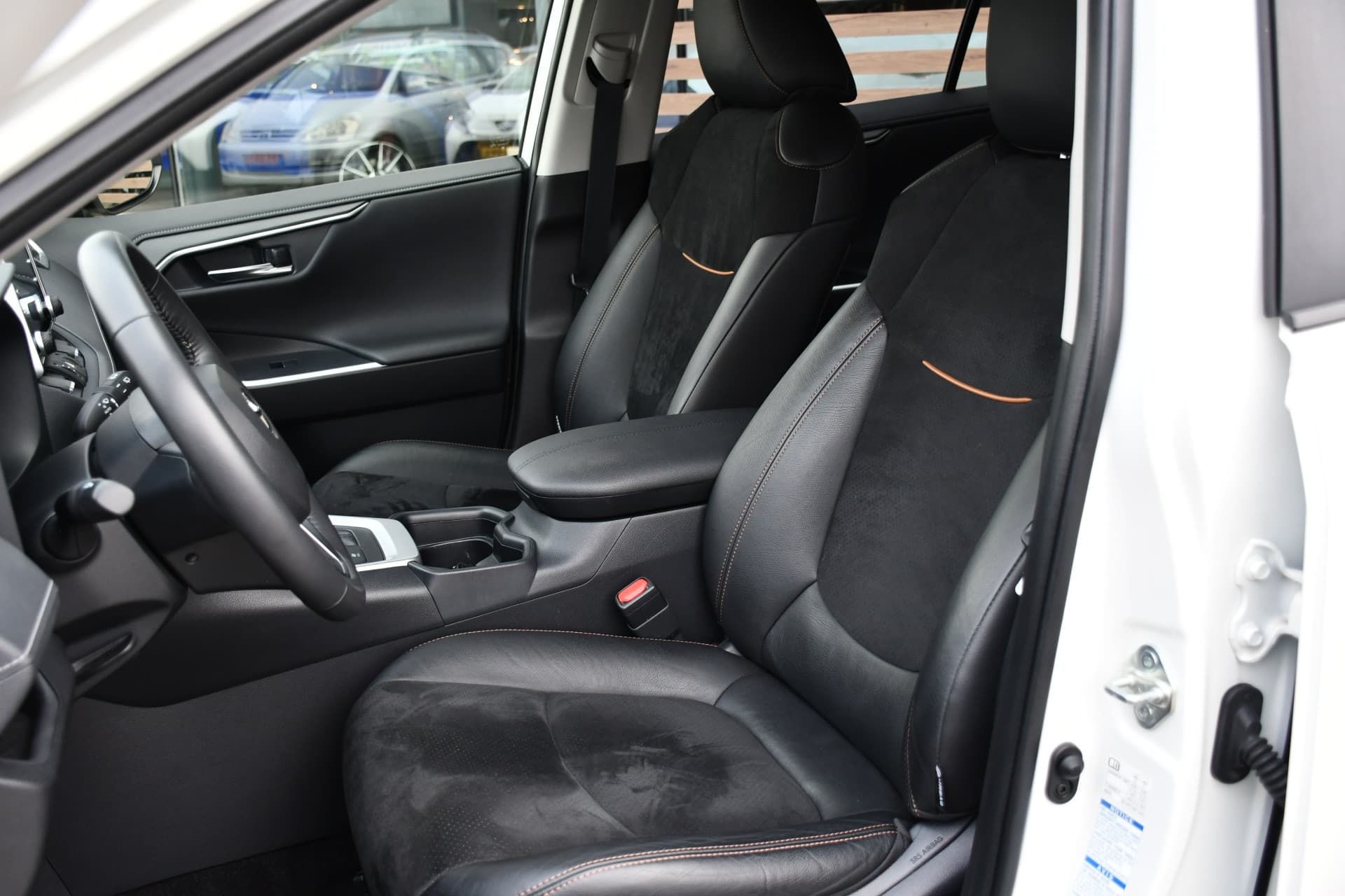 Toyota RAV4 2.5 Hybrid AWD Style Limited Automaat 222pk thumbnail 11