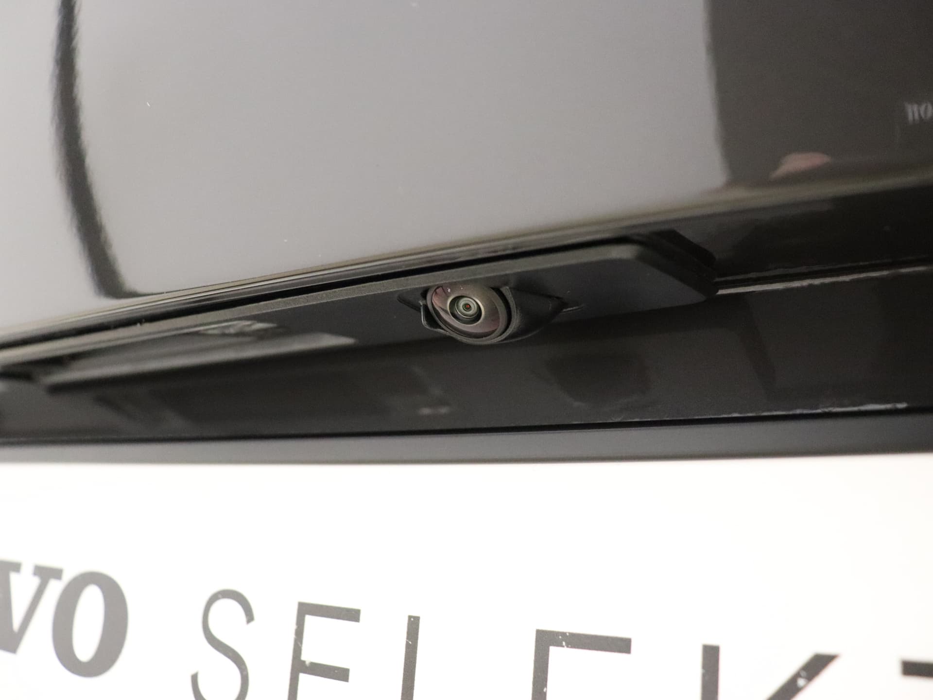 Volvo V60 T6 350pk AWD Essential Bright / Blond leder / ACC / PDC V+A / Camera / Stoel/- en stuurverwarming / 19'' Velgen / Getint glas / thumbnail 14