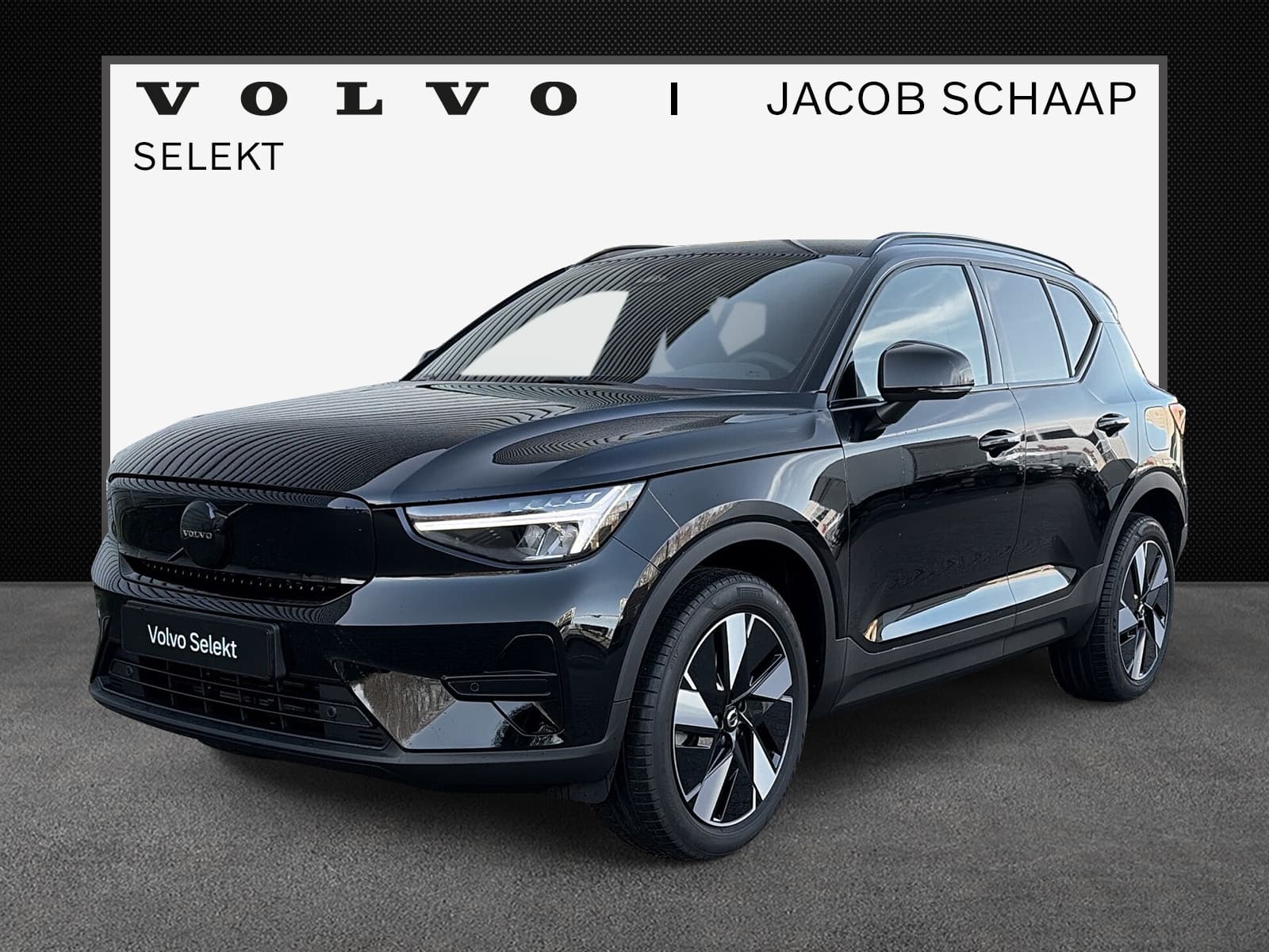 Volvo EX40 Extended Range Plus 82 kWh / Harman/kardon / Achteruitrijcamera / Stoel- en stuurverwarming