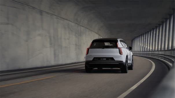 Volvo EX60 P6 Plus 83 kWh / Nu te bestellen bij Volvo Jacob Schaap Lelystad / thumbnail 2