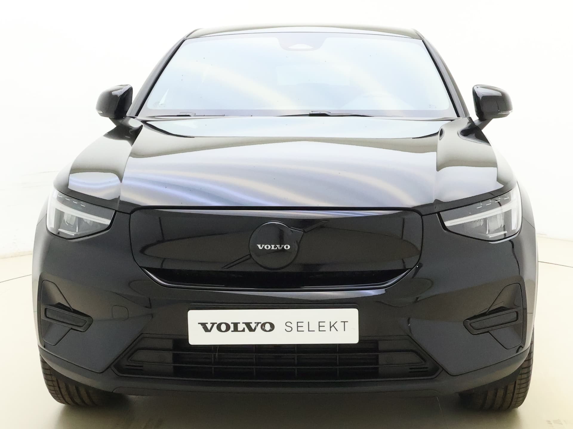 Volvo EC40 Extended Range Plus Black Edition / MY26 / NUBUCK / GETINT GLAS / 20 '' / PANORAMADAK / PDC + CAMERA / GOOGLE / thumbnail 3